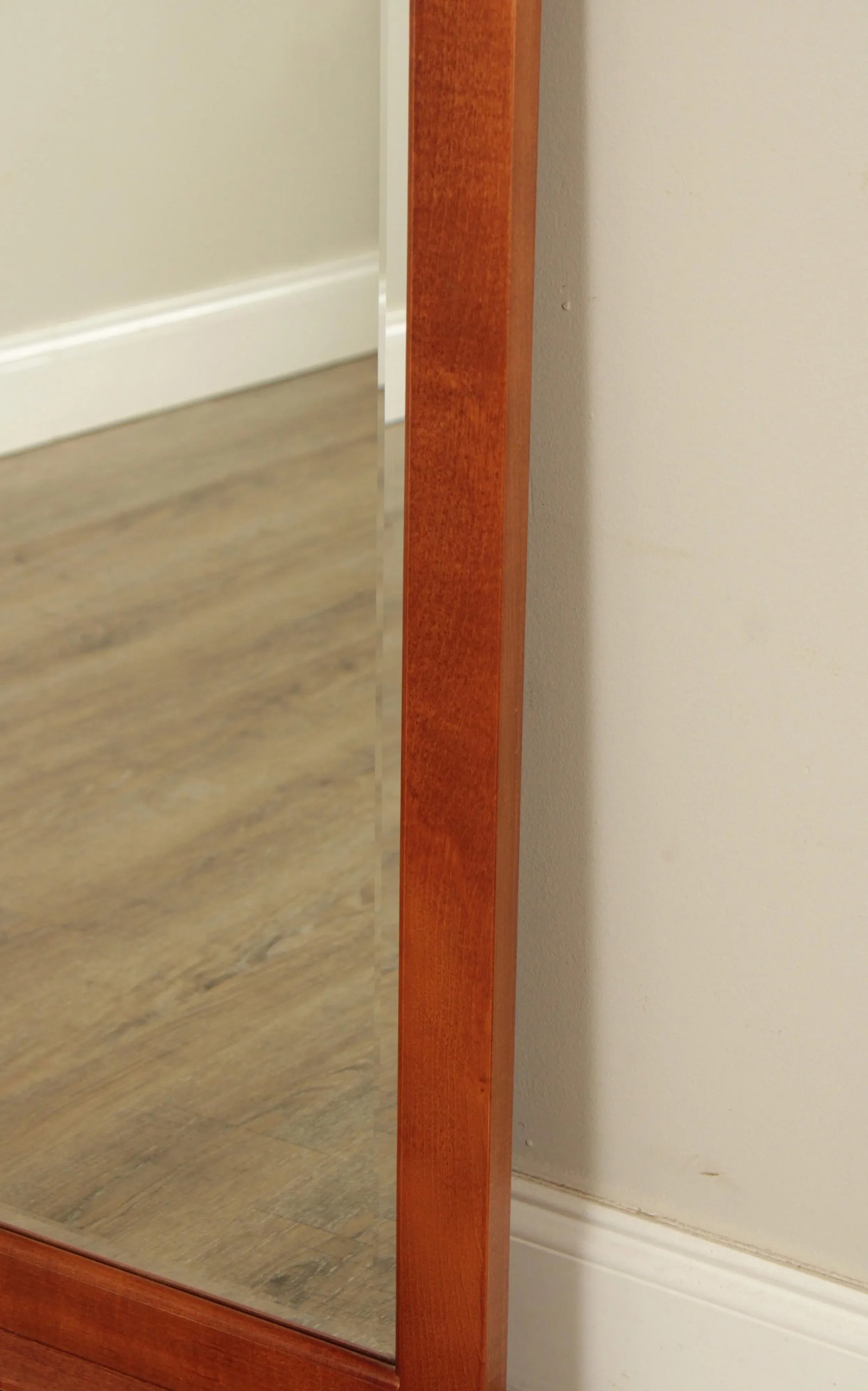 Thomasville 'Impressions' Cherry Arts & Crafts Style Wall Mirror - 8