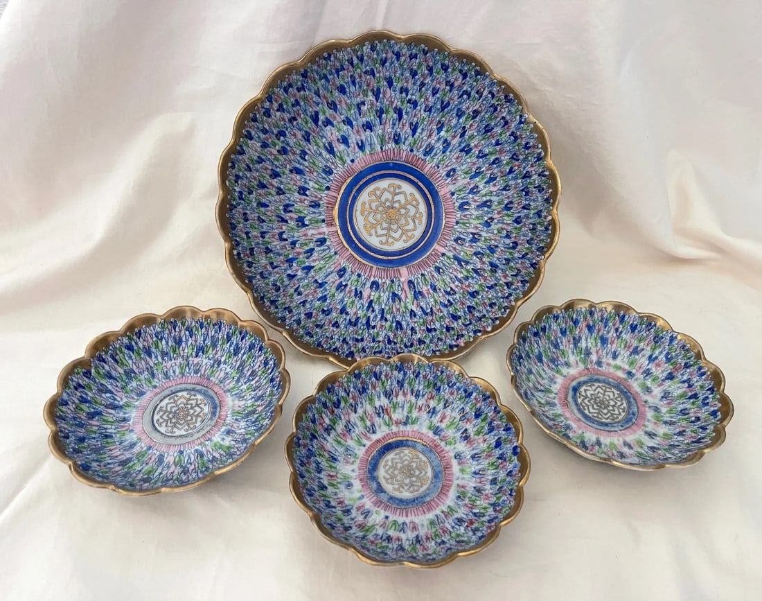 Vintage Japanese Blue/Pink Hand Painted Tiny People Bowl-Set - 8