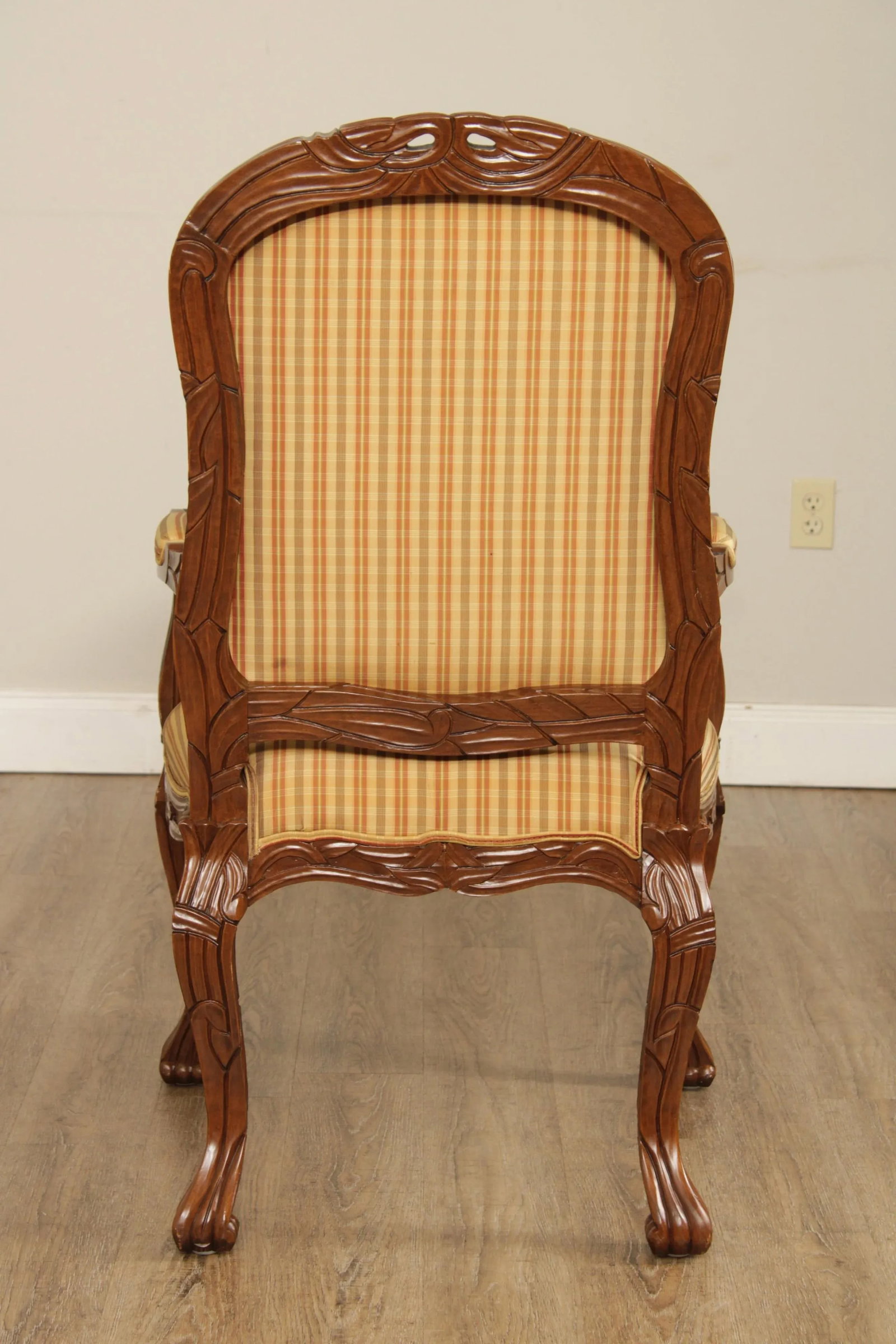 Early 21st Century Italmond Furniture French Louis XV Style Fauteuil Armchairs - A Pair - 10