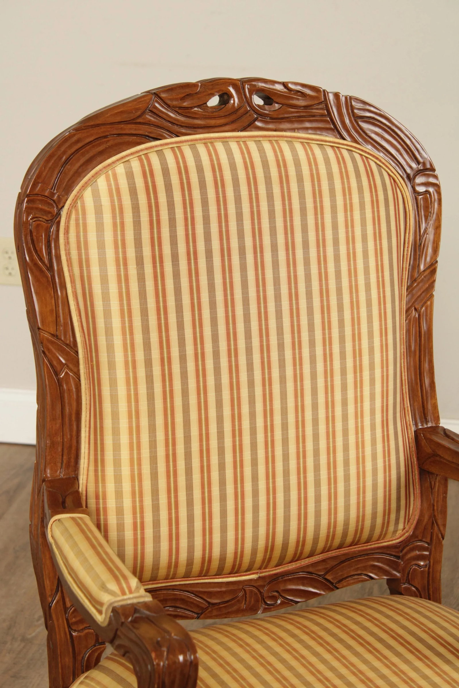 Early 21st Century Italmond Furniture French Louis XV Style Fauteuil Armchairs - A Pair - 4