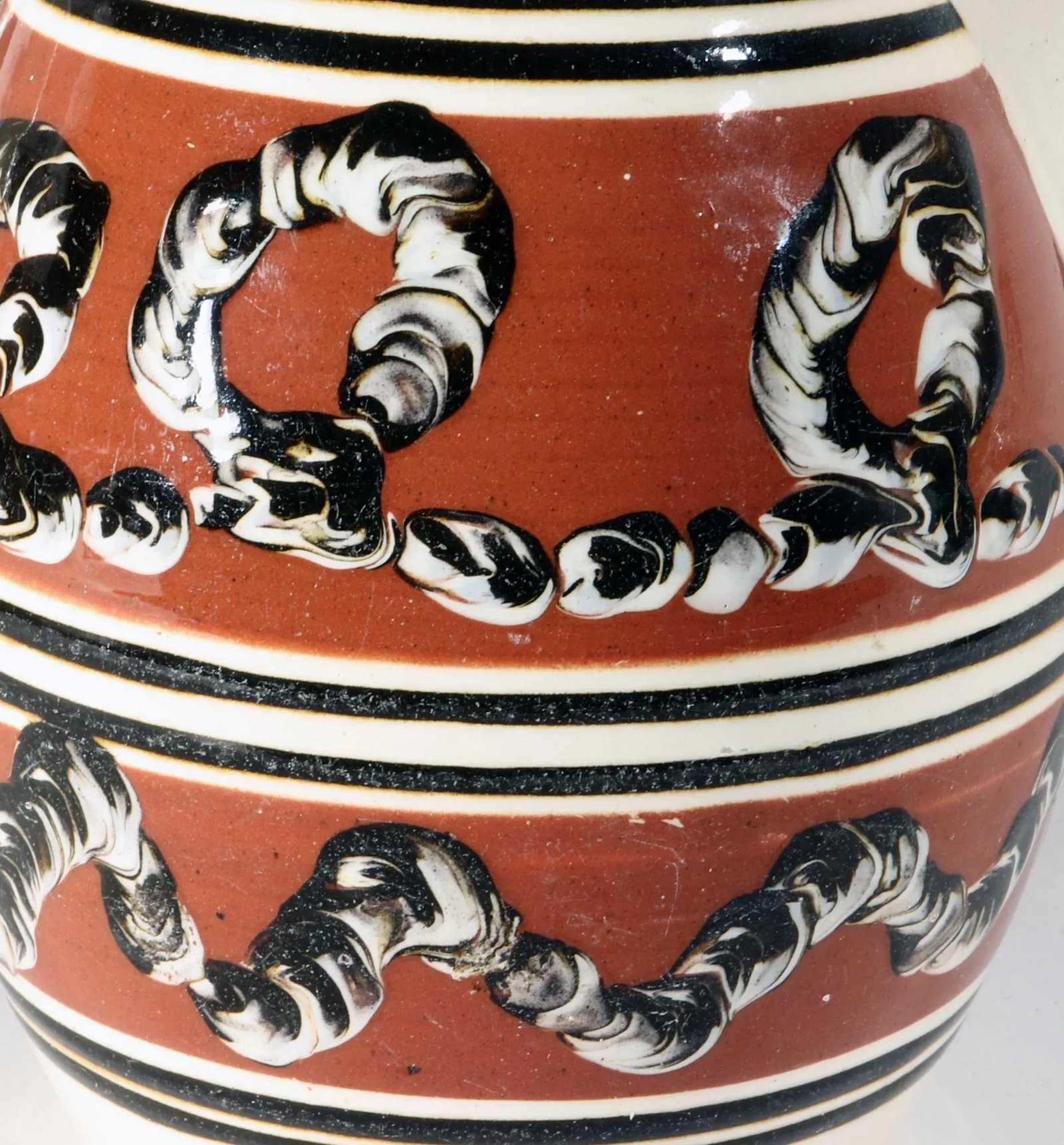 Mocha Pottery Jug With Earthworm Designs - 4