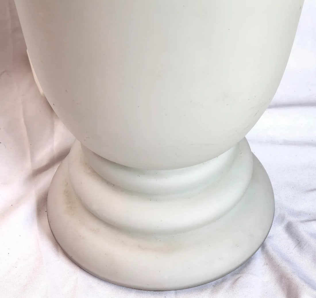 Early 21st Century White Glass Cone Table Lamp - 5