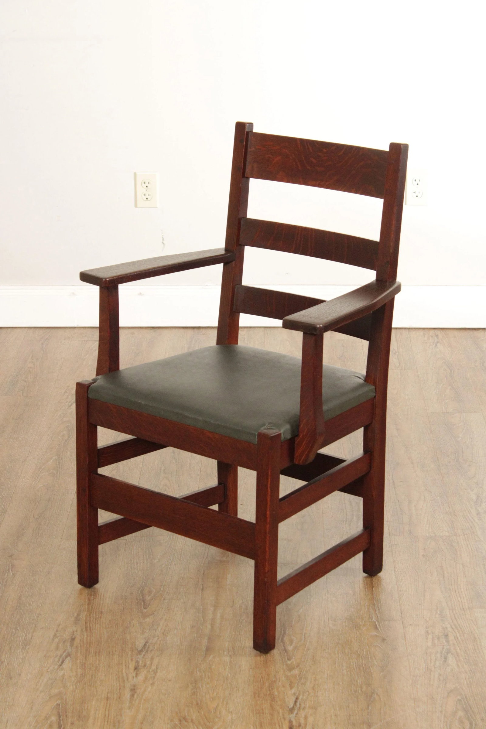 Antique L. & J.G. Stickley Mission Oak Armchair - 2
