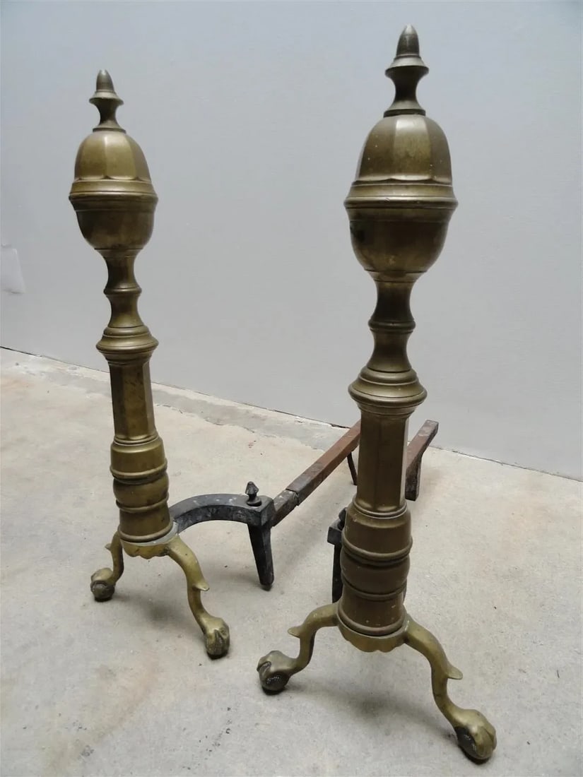 Chippendale 19th Century Brass Andirons With Ball & Claw Feet and Acorn Finials - American - 3