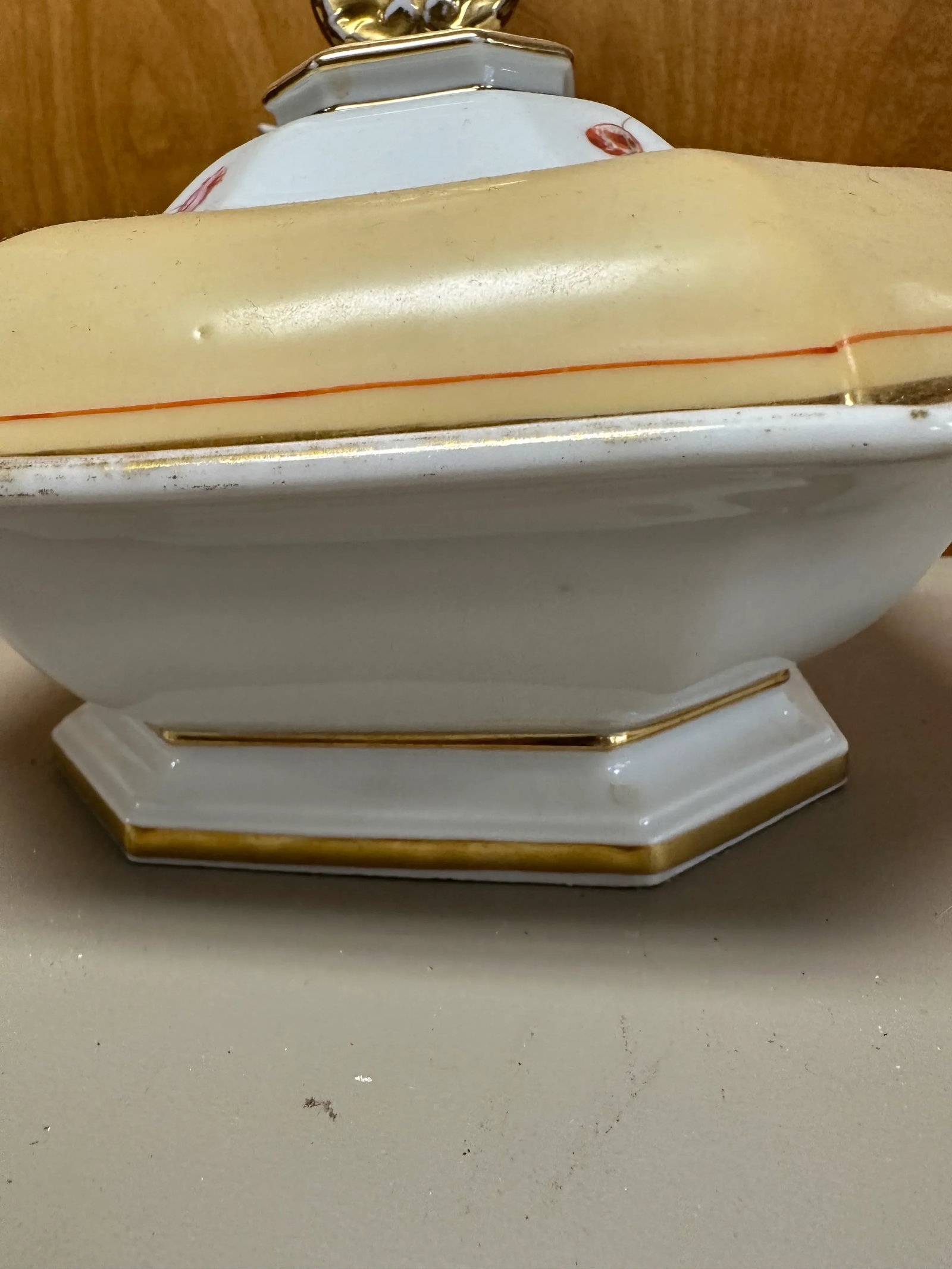 Antique Old Paris Porcelain Covered Vegetable or Soup Tureen with Painted Flowers and Apricot Yellow - 2