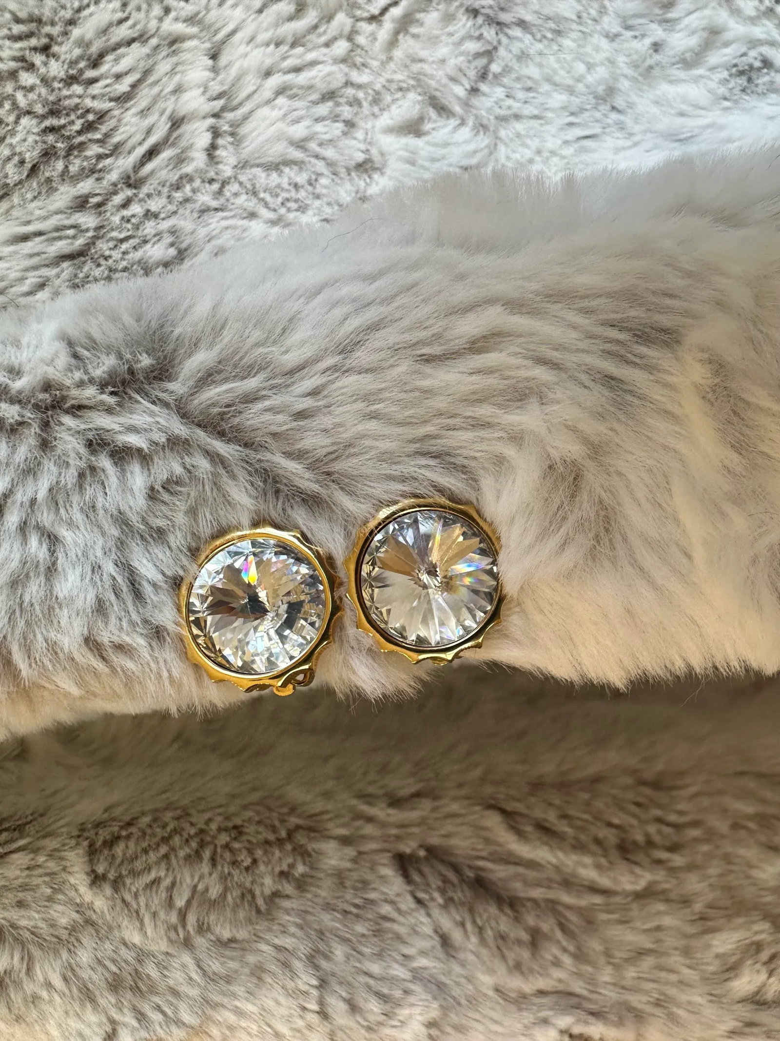 Late 20th Century Swarovski Austrian Crystal Clip on Button Round Earrings - 2 Pieces - 8
