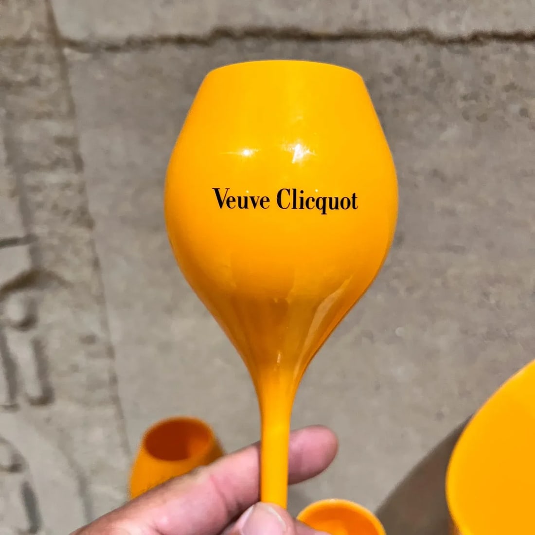 Veuve Clicquot Orange Champagne Ice Bucket With Four Glasses Set - 3