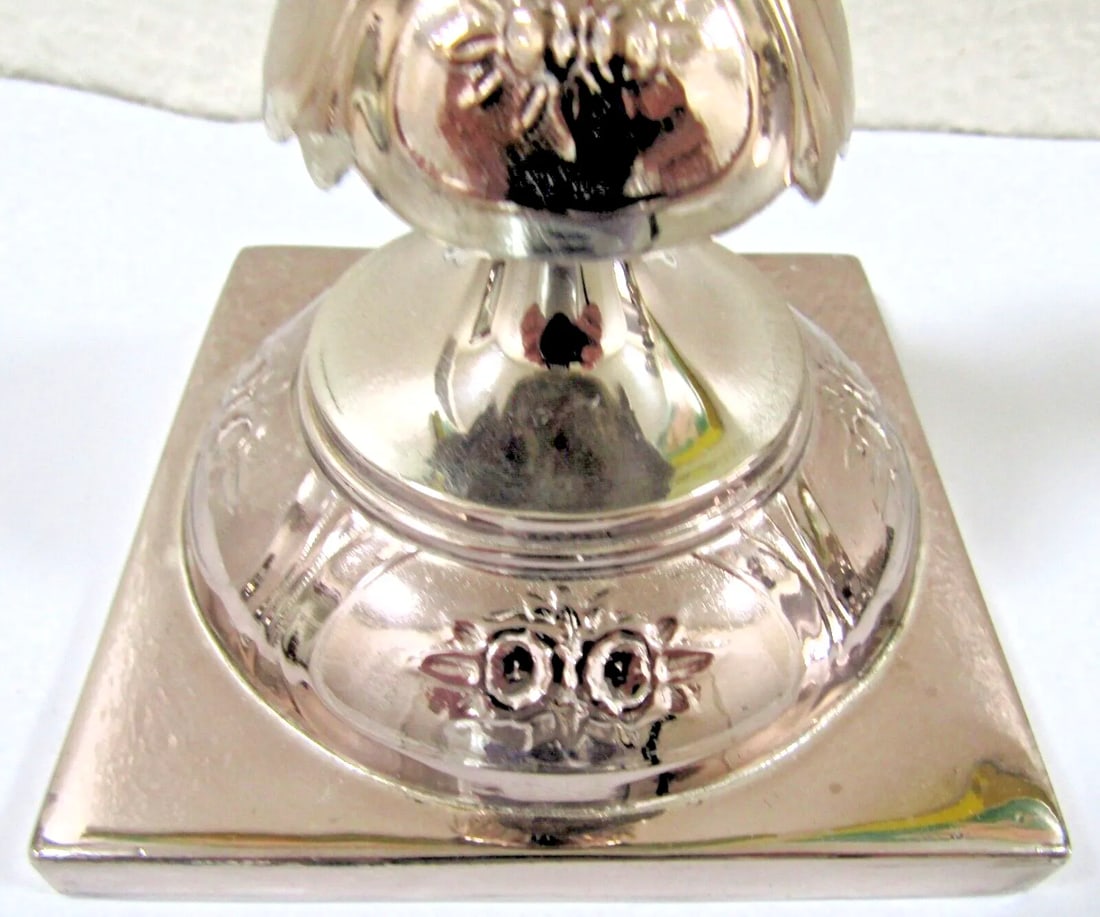 Antique Fraget N Plaque Sabbath Candlesticks 19th Century Judaica, a Pair - 6