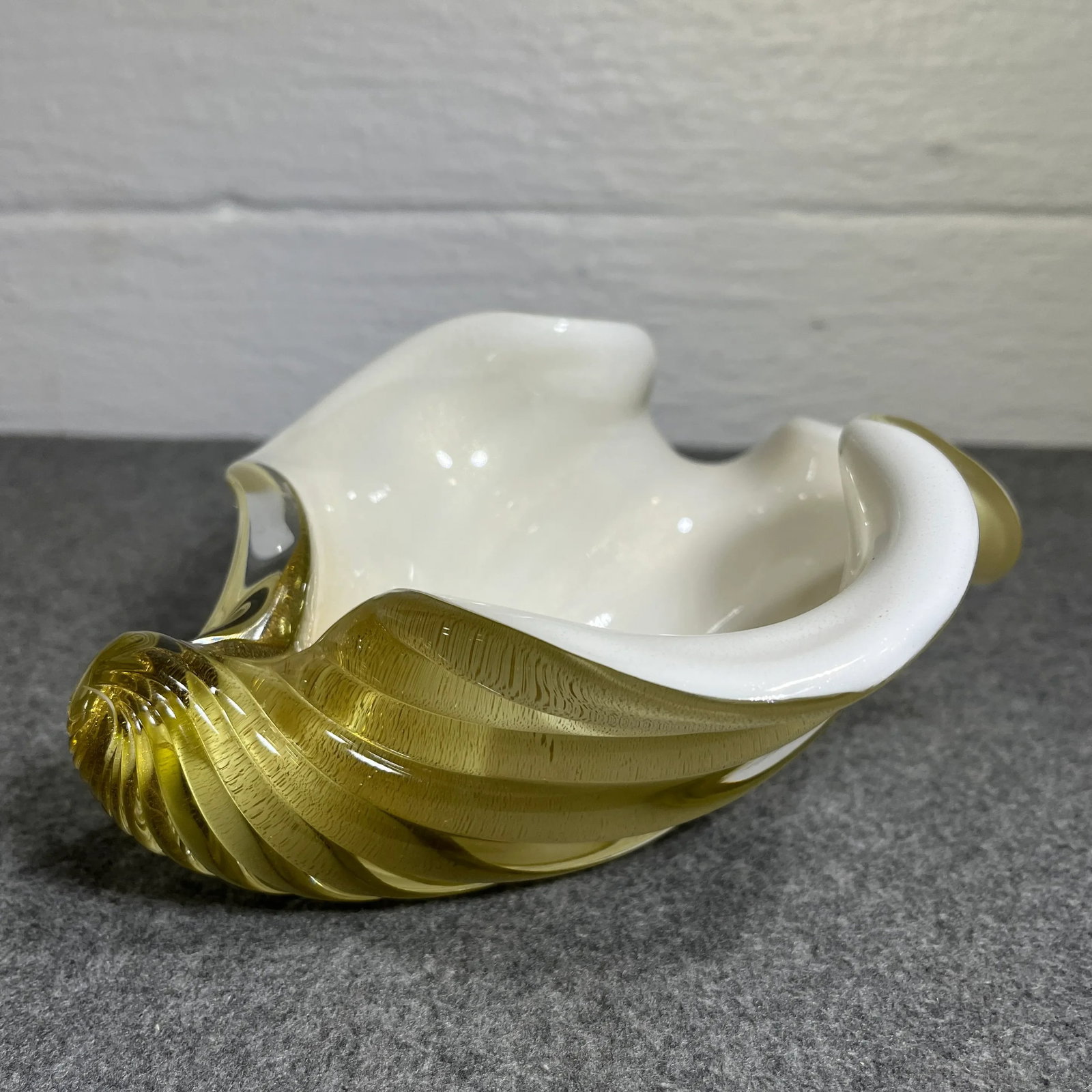 Vintage Murano Barbini Attributed Cased Glass Sea Shell Bowl - 11