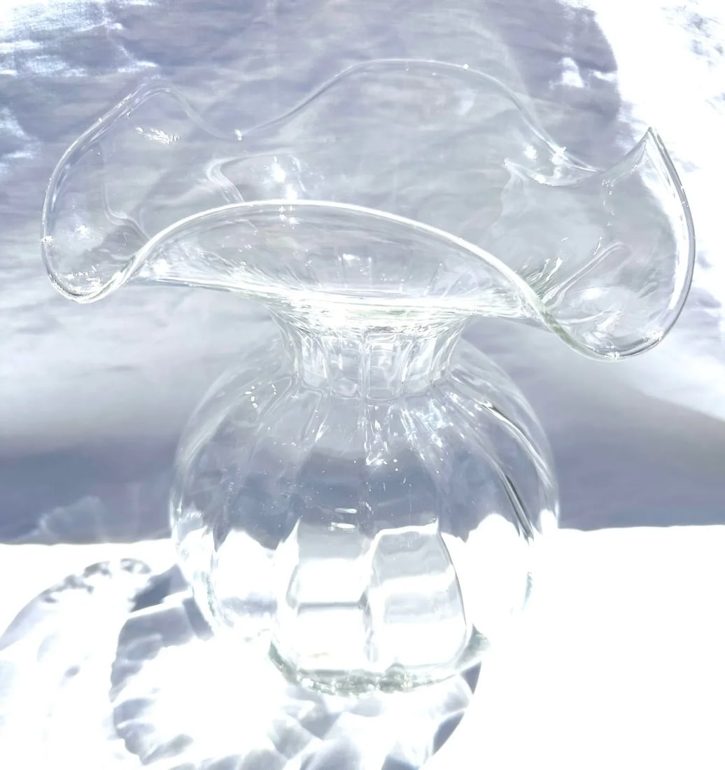Vintage Lancel Paris Blown Glass Hibiscus Flower Vase - 2