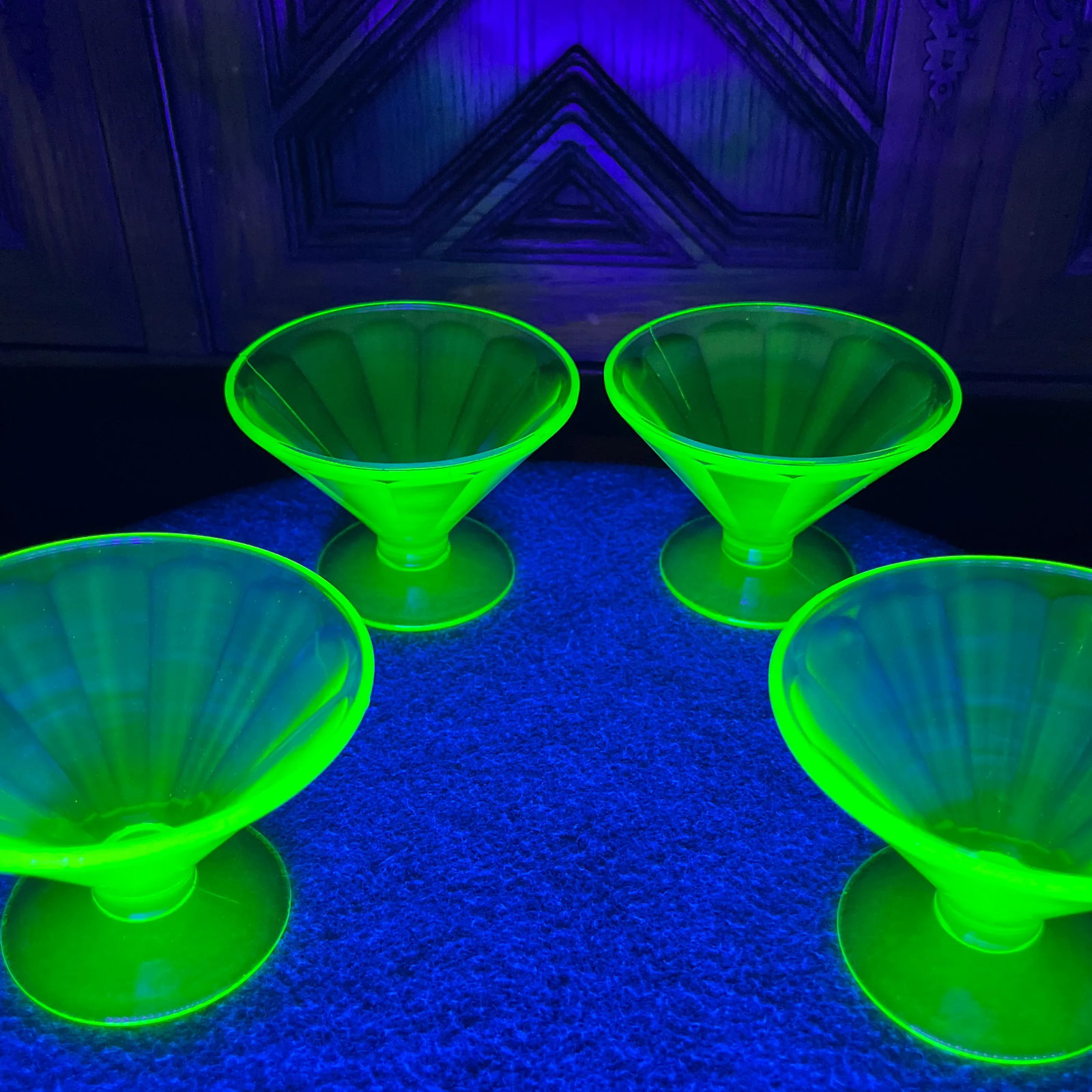 Early 20th Century Uranium Sherbet/Dessert Cups- Set of 4 - 3