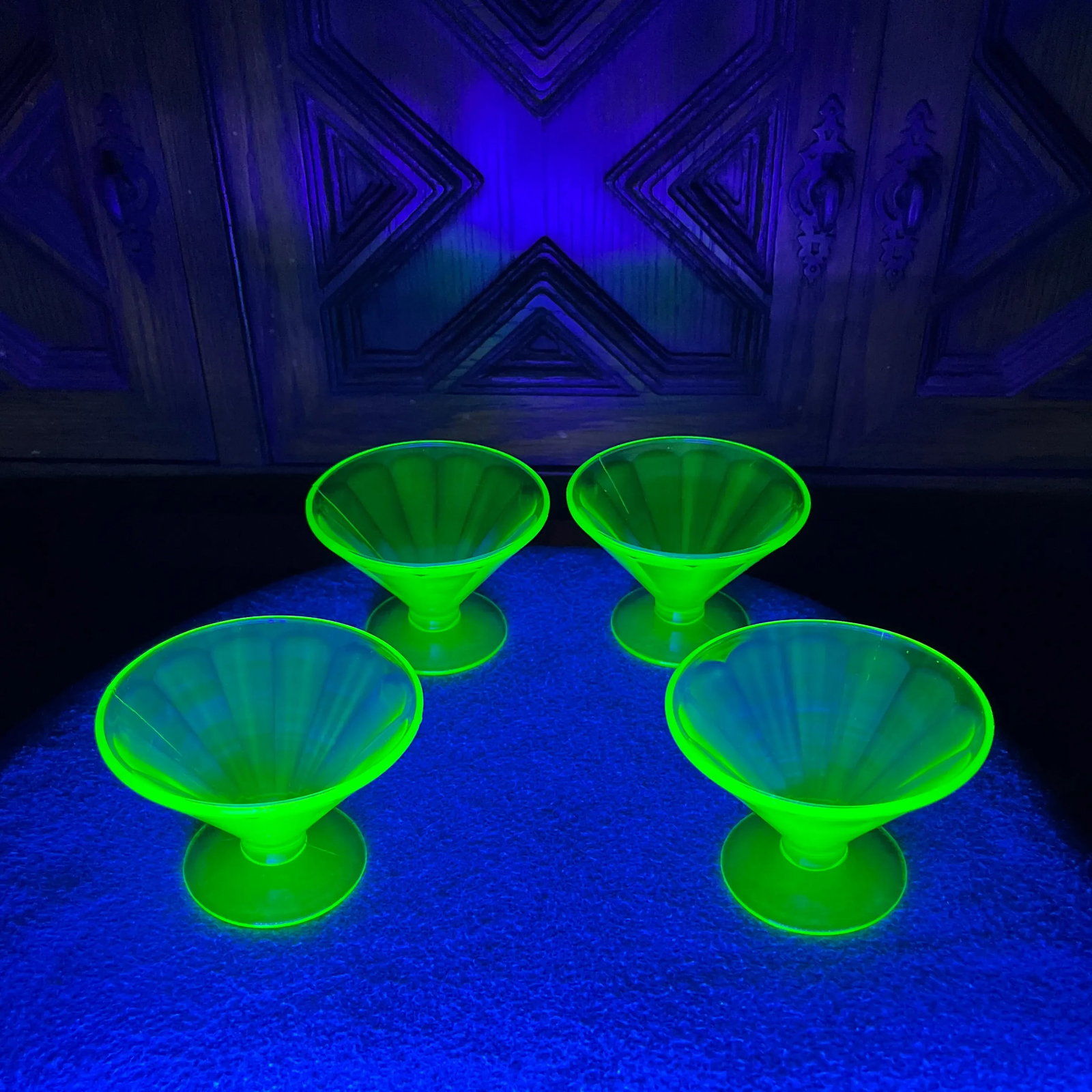 Early 20th Century Uranium Sherbet/Dessert Cups- Set of 4 - 8