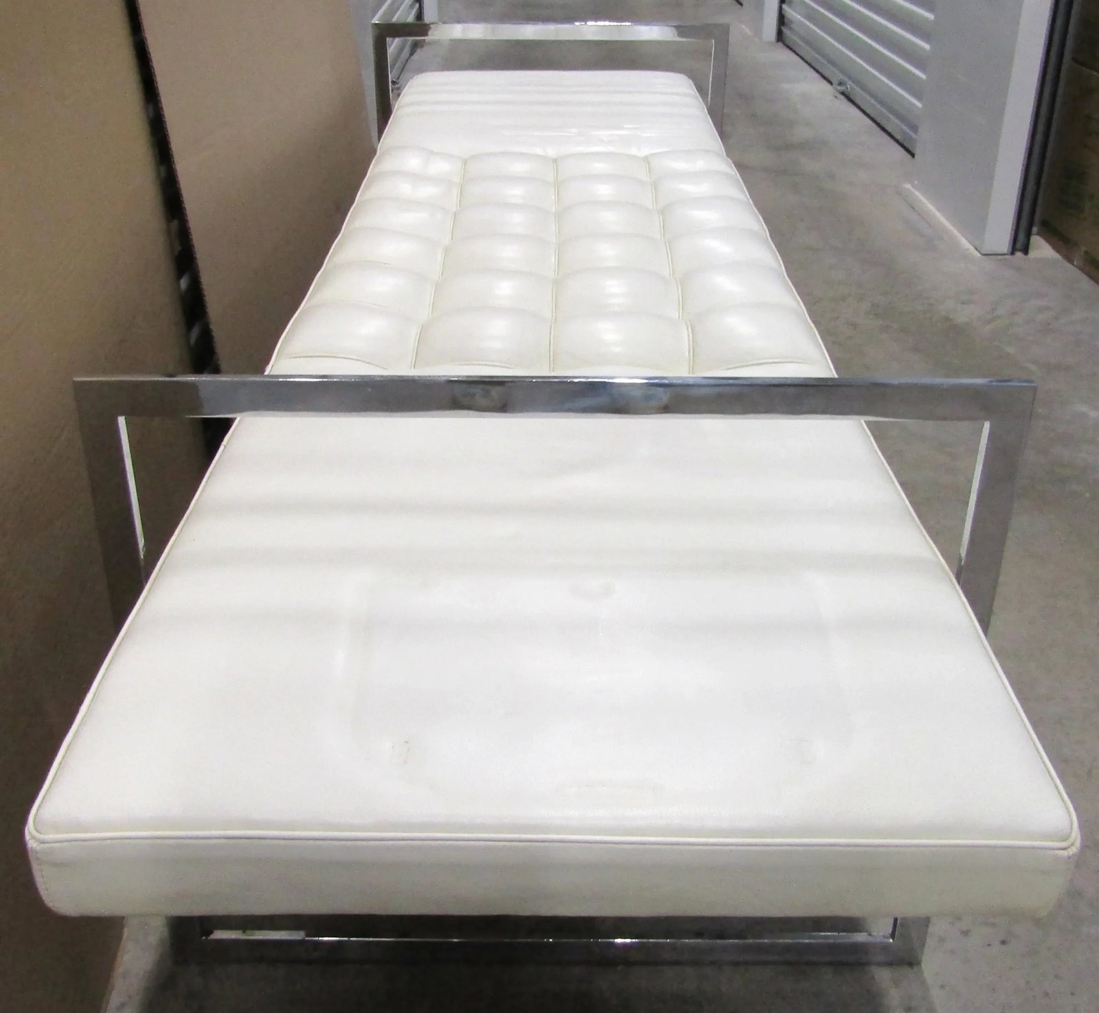 1970s Vintage Italy Alivar Tech Bench Designed by Matteo Scandola White Leather and Chrome - 3