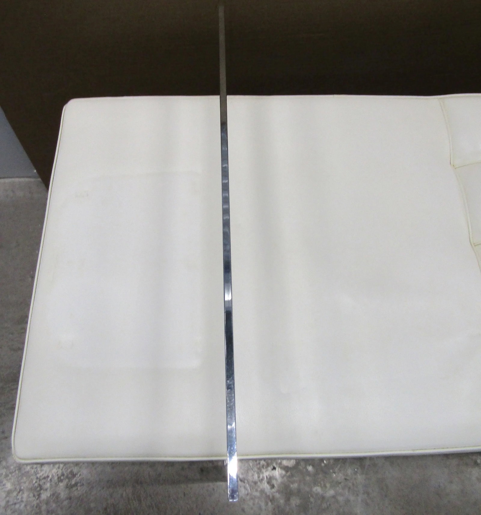 1970s Vintage Italy Alivar Tech Bench Designed by Matteo Scandola White Leather and Chrome - 5