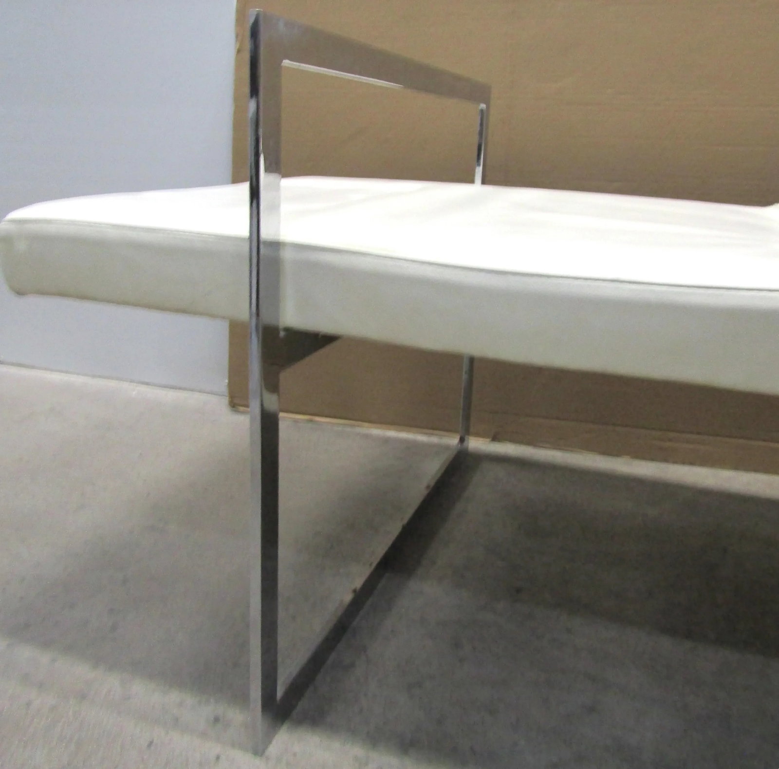 1970s Vintage Italy Alivar Tech Bench Designed by Matteo Scandola White Leather and Chrome - 8