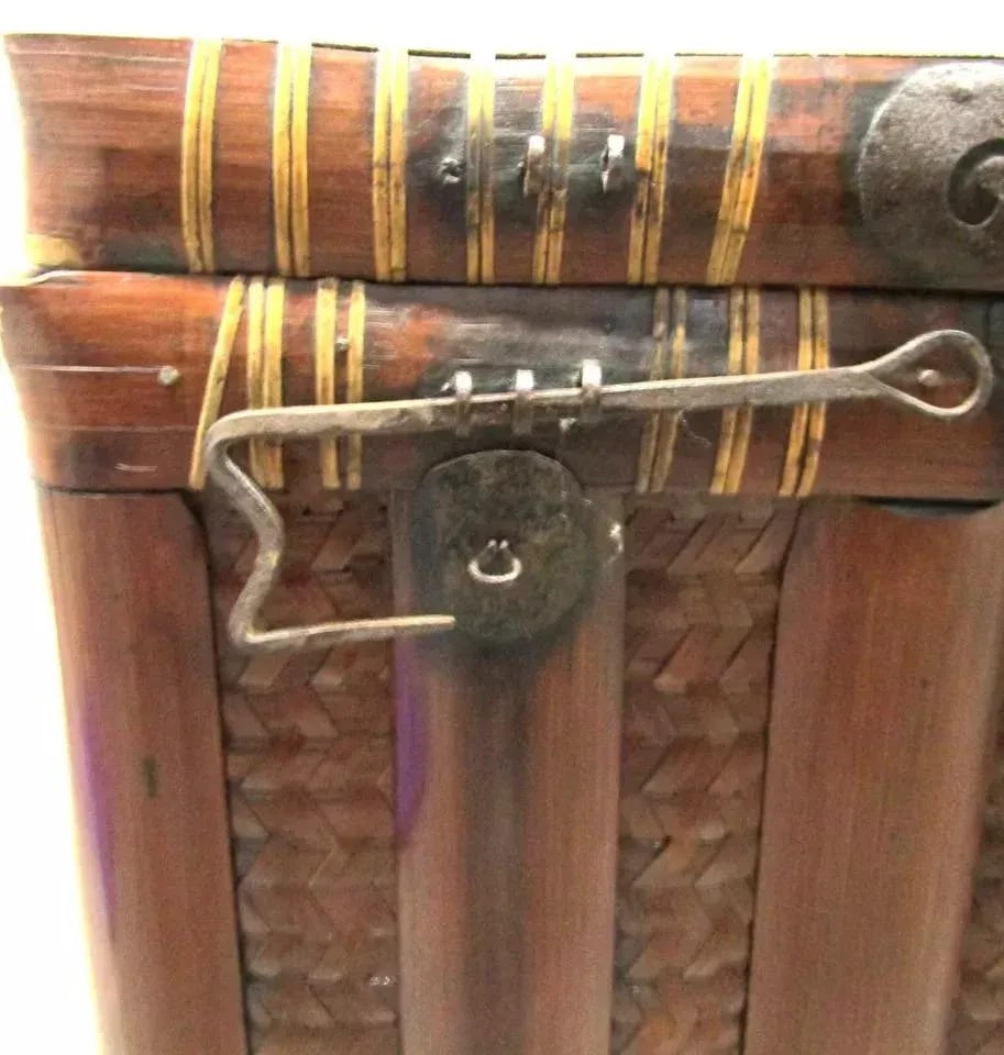 19th Century Antique Chinese Woven Bamboo and Rattan Storage Chest - 6