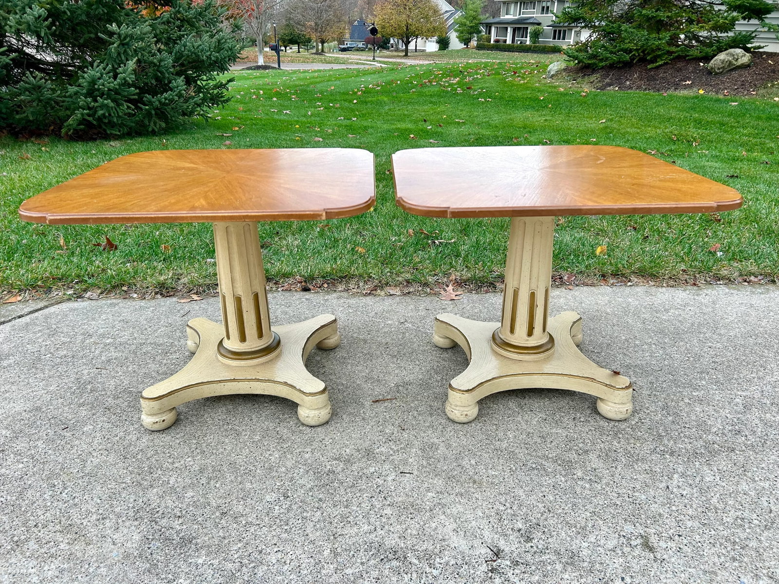 Vintage Henredon Pair of Neo-Classical Walnut & Ivory Accent Tables - 5