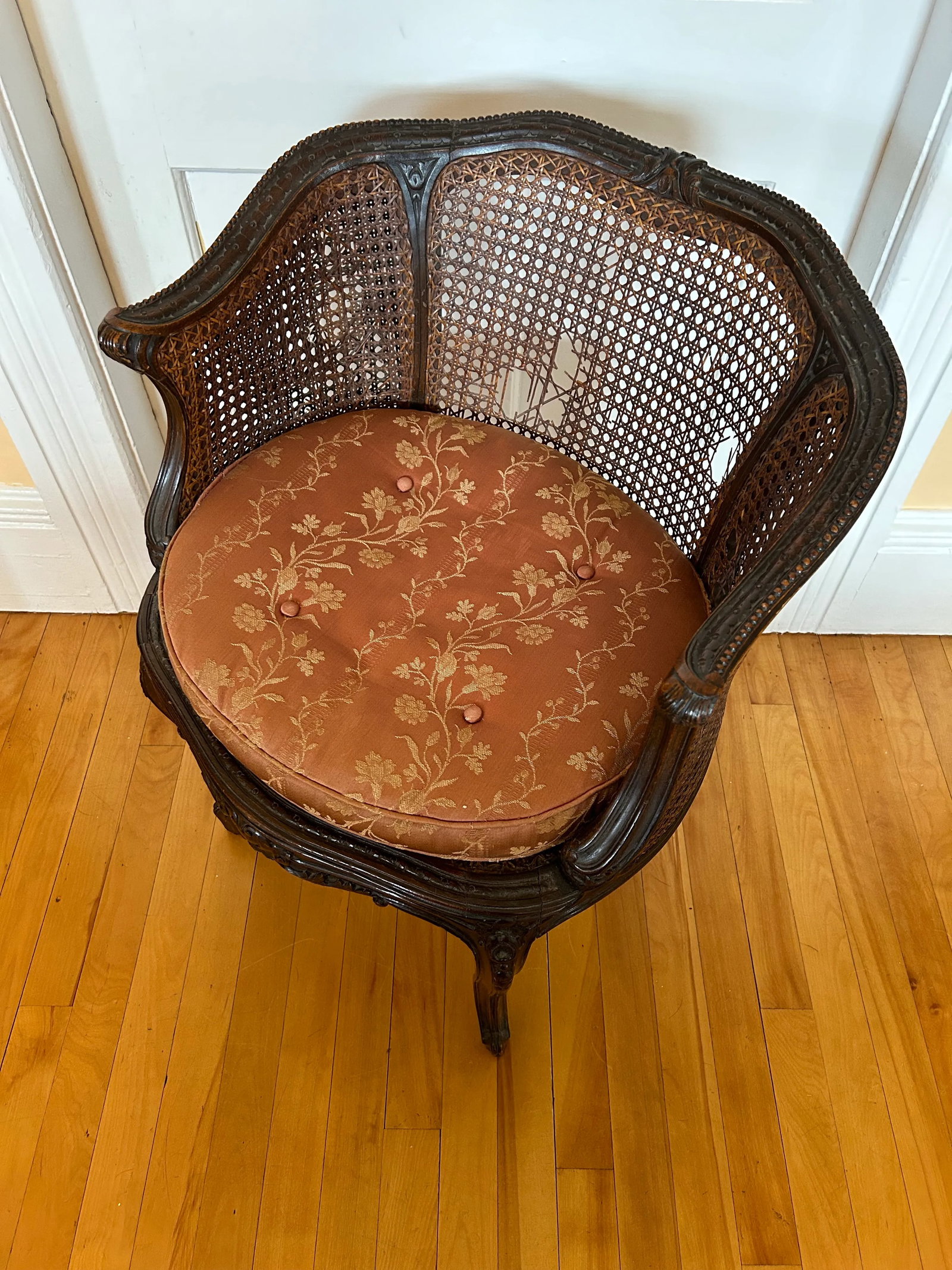 Mid 18th Century Antique Louis XV Armchair - 10