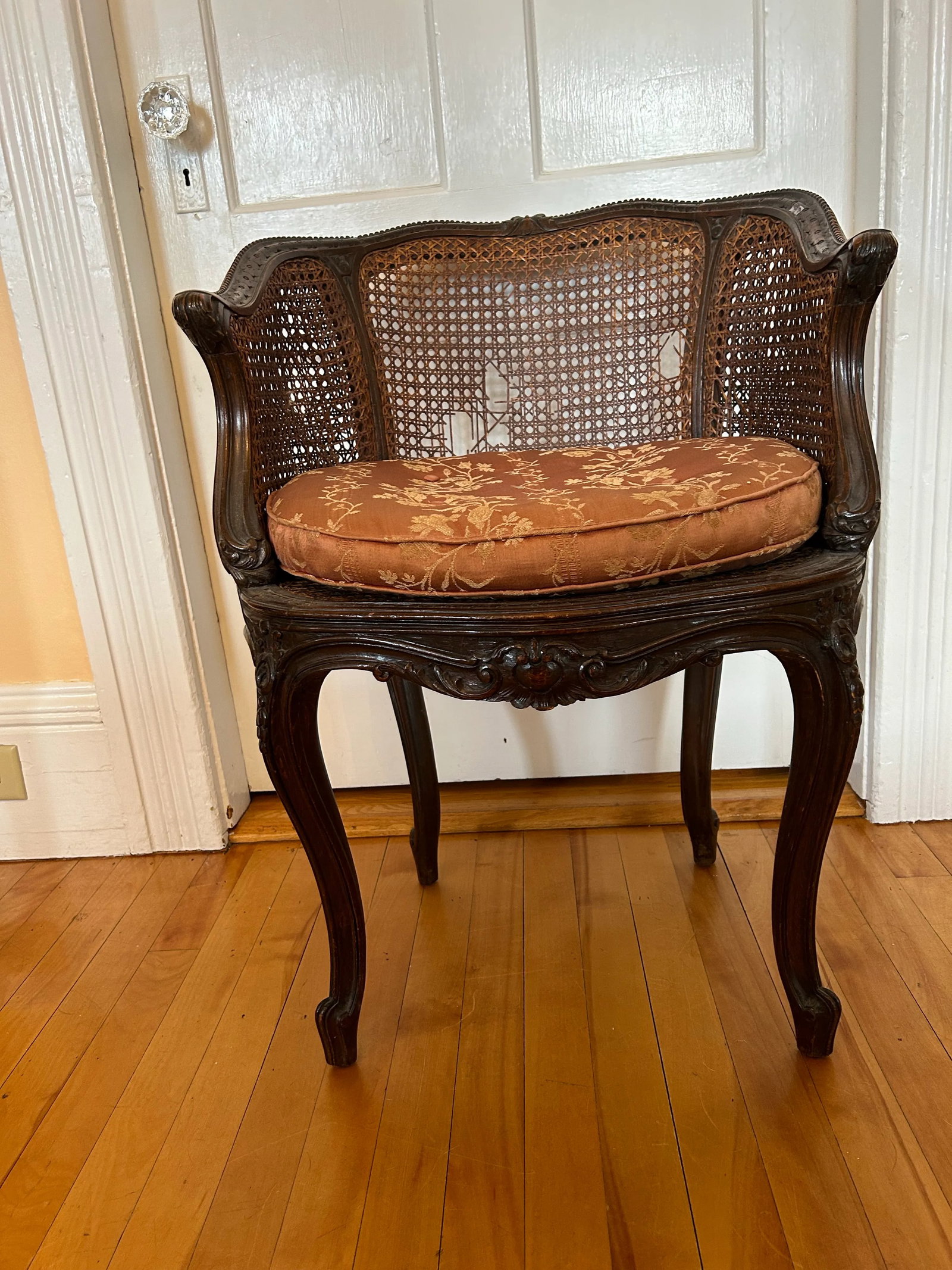 Mid 18th Century Antique Louis XV Armchair - 7