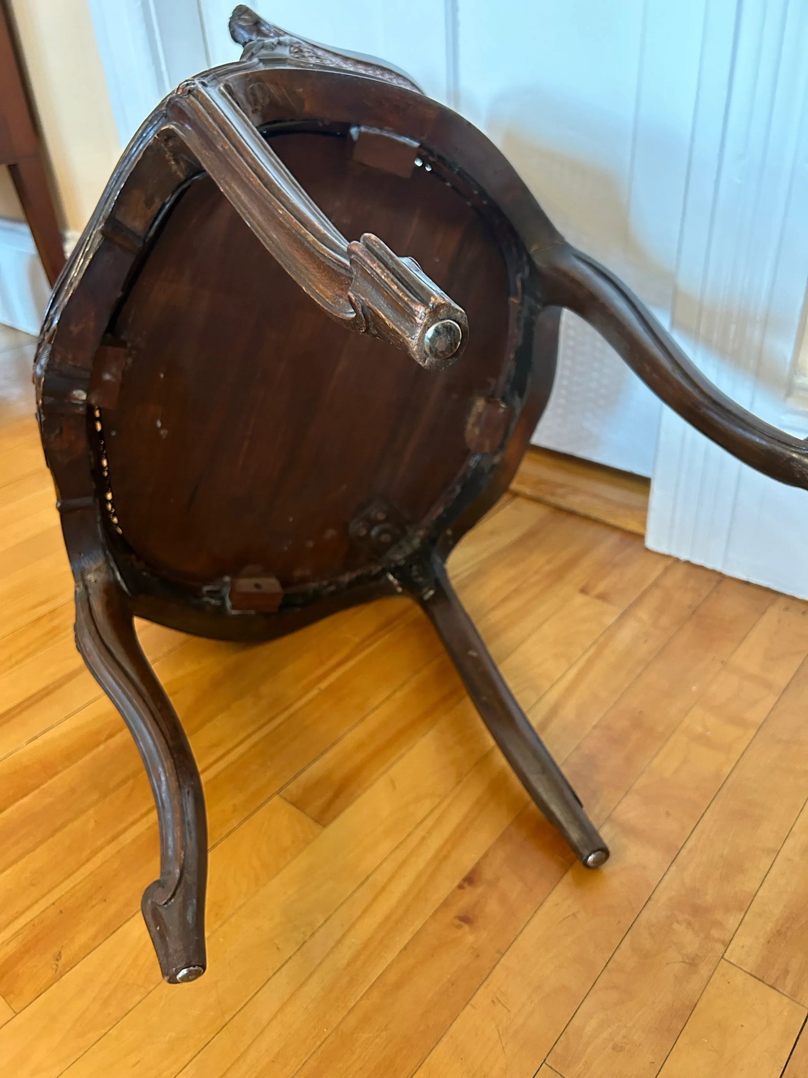 Mid 18th Century Antique Louis XV Armchair - 8