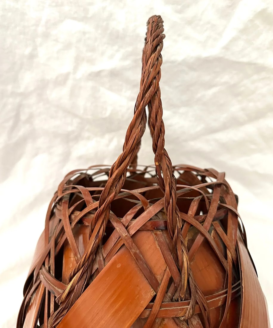 Antique Japanese Woven Bamboo Ikebana Basket - 4