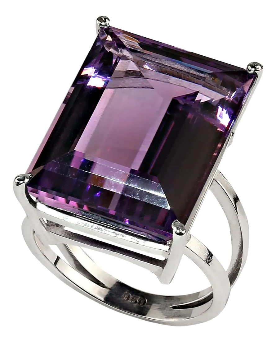 Awesome Amethyst and Sterling Silver Handmade Ring: Exquisite 24.3CT Emerald Cut Amethyst Ring in Handmade Sterling Silver Elevate your jewelry collection with this stunning 24.3CT Emerald Cut Amethyst ring, meticulously crafted in handmade Sterling