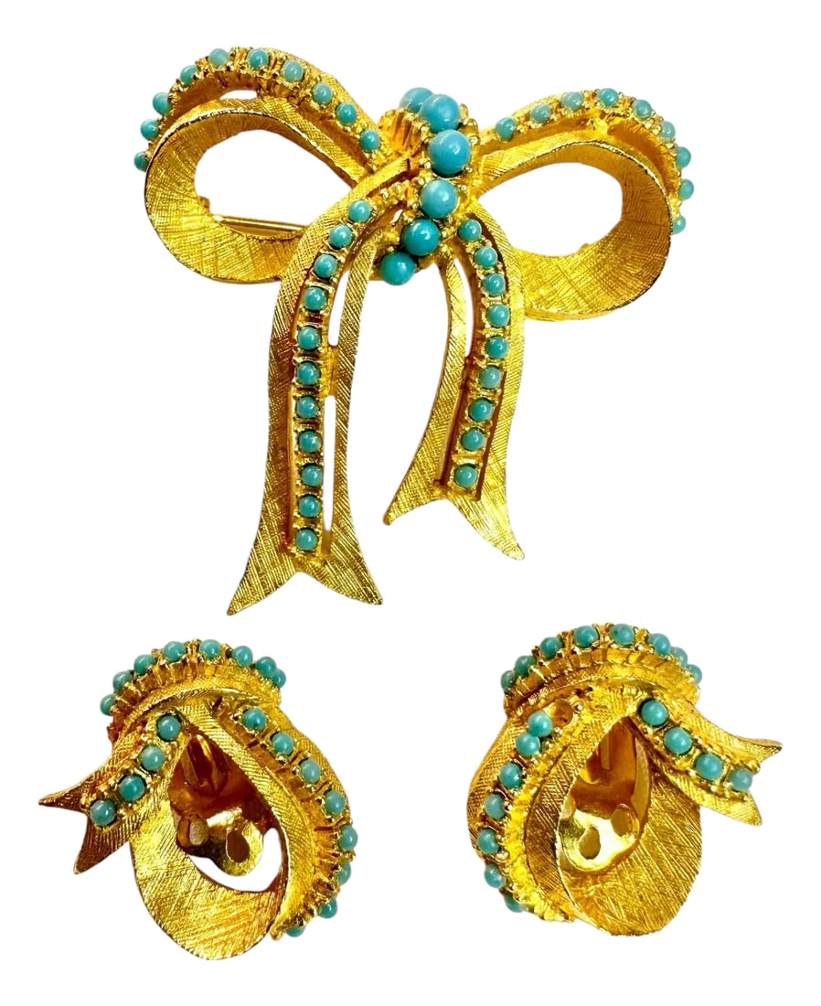 Vintage Jewelry Set by Ballet Jewels Gold Tone Faux Turquoise Brooch Earrings - 3 Pieces (1 of 8)