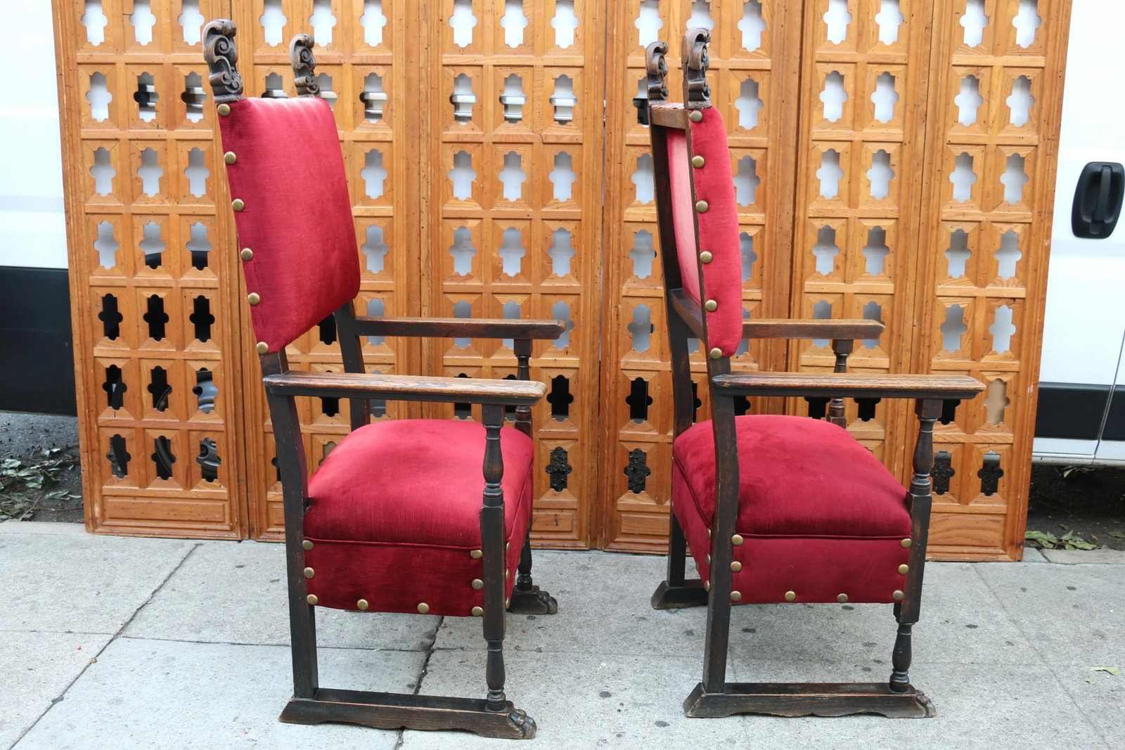 Antique Pair of Italian Carved Wood Throne Chairs - 2