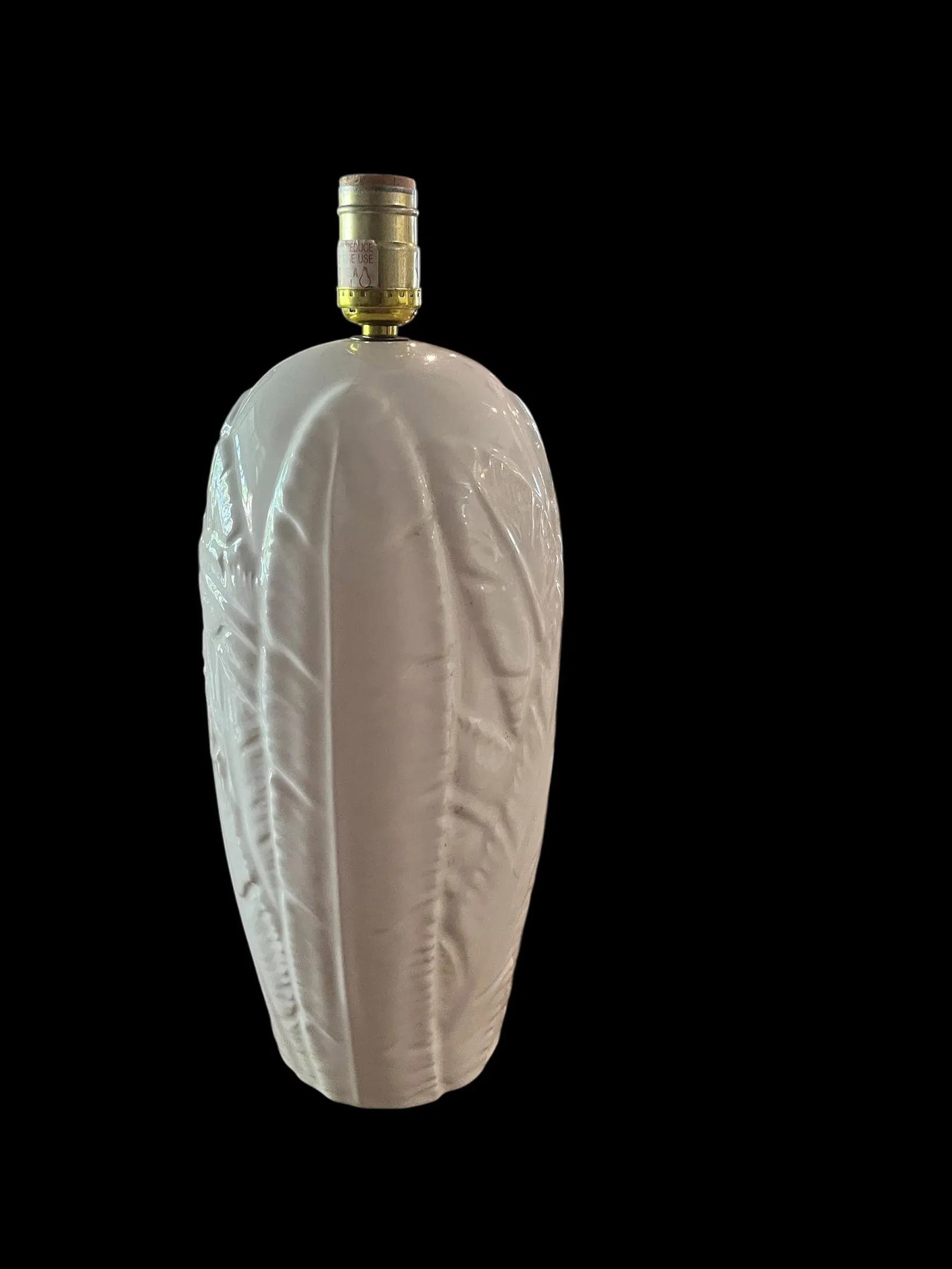 1970's Palm Beach Style White Ceramic Table Lamp - 4