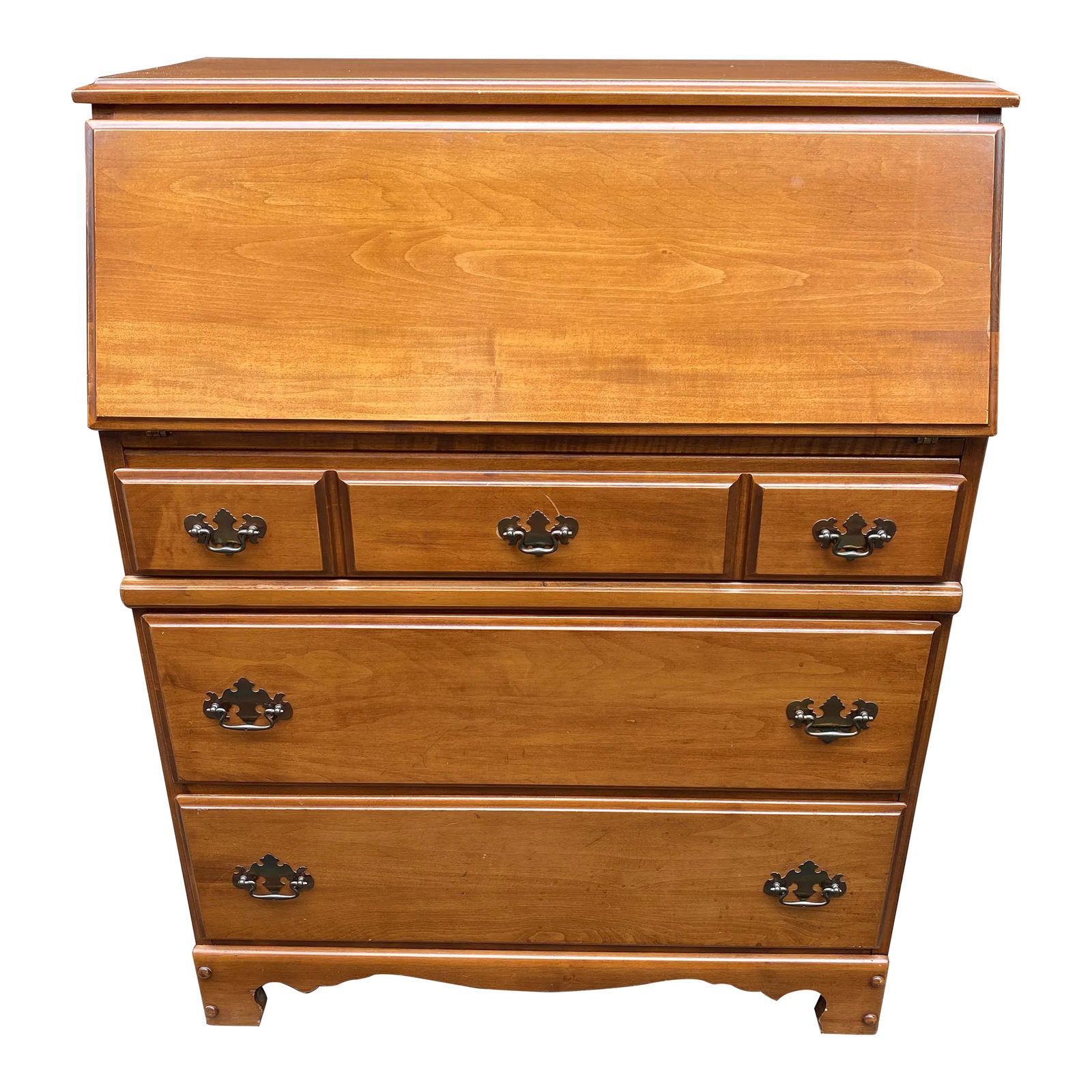 Thomasville Solid Wood Secretary: Quick Hits: Brand: Thomasville Styles: American, Traditional Table Knee Clearance: 30.0 in Dimensions: 32''W * 17.75''D * 41''H Country of Origin: United States Materials: Wood Color: Brown More