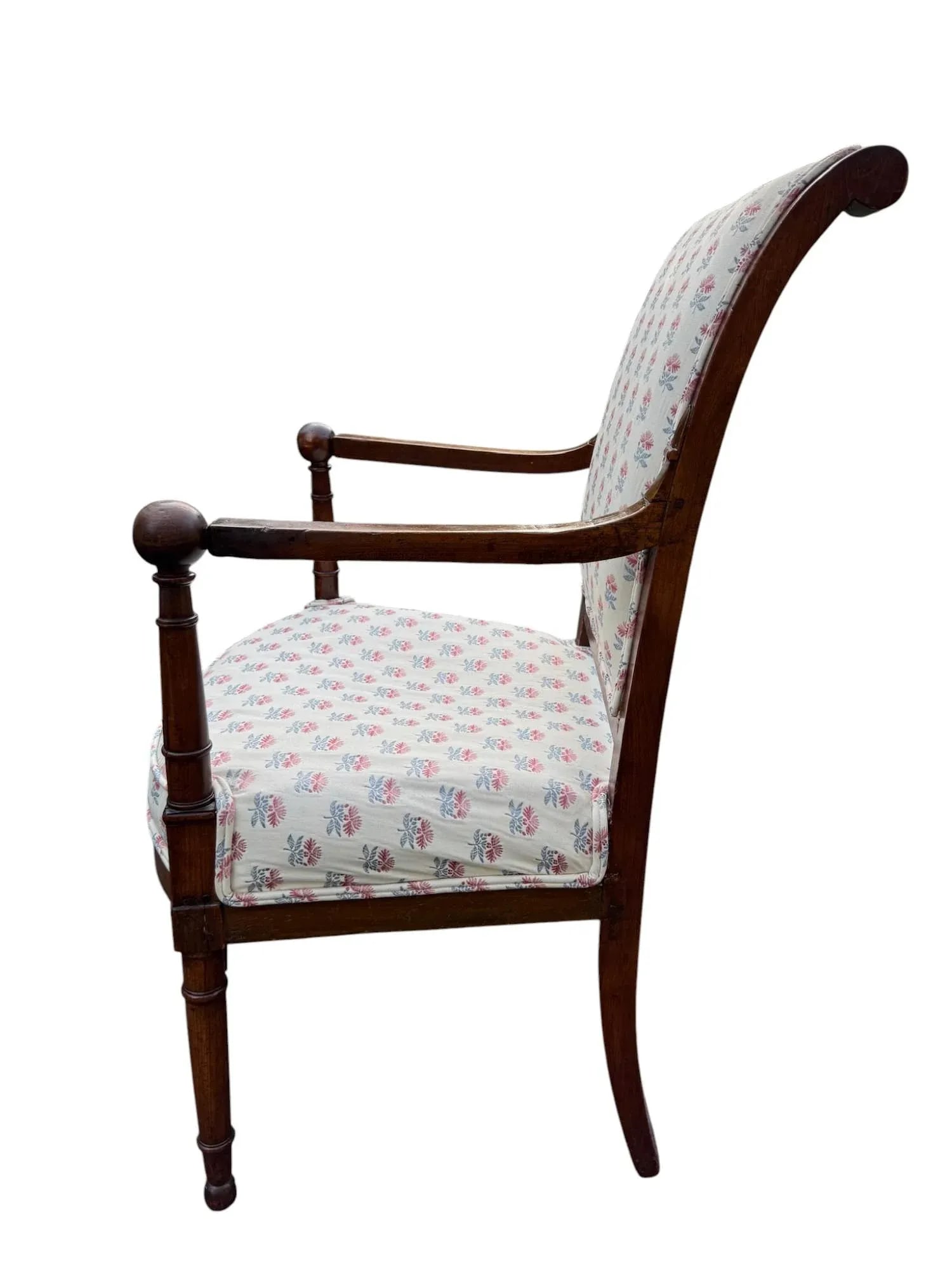 Early 19th Century Handcrafted Cherry Wood Side Chair - 3