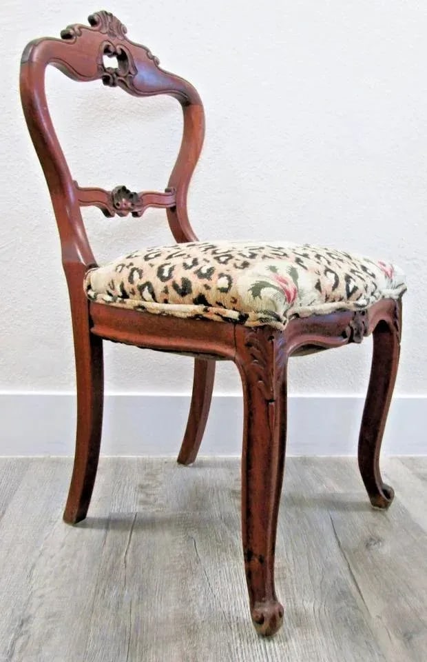 Antique Victorian Carved Walnut Balloon Back Occasional Side Chair - 2