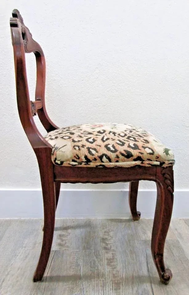 Antique Victorian Carved Walnut Balloon Back Occasional Side Chair - 9