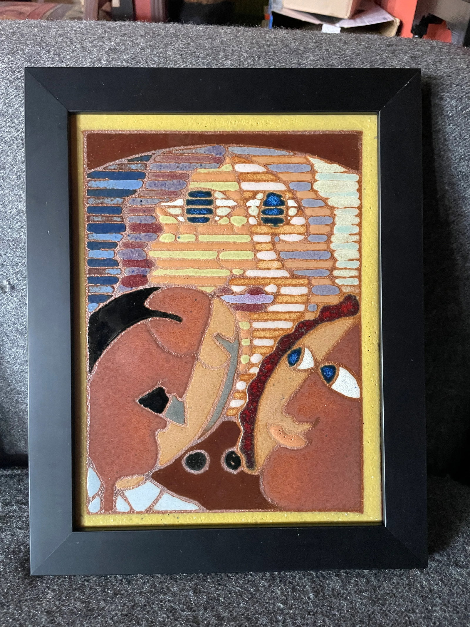 Pair "Enjoying the Anchor Woman" and "Enjoying the Anchor Man" Mosaics by Guillermo Wagner Granizo - 3