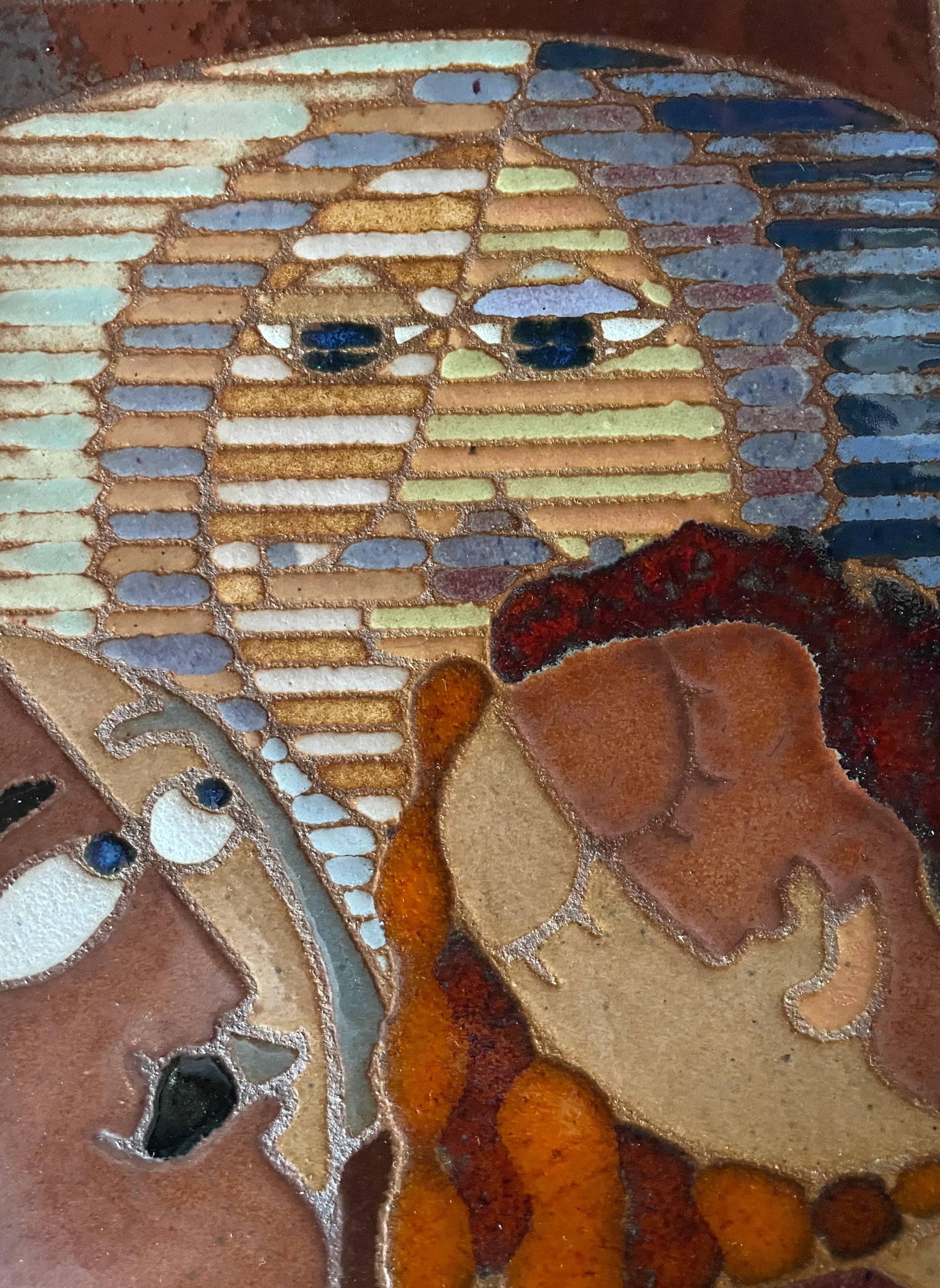 Pair "Enjoying the Anchor Woman" and "Enjoying the Anchor Man" Mosaics by Guillermo Wagner Granizo - 5