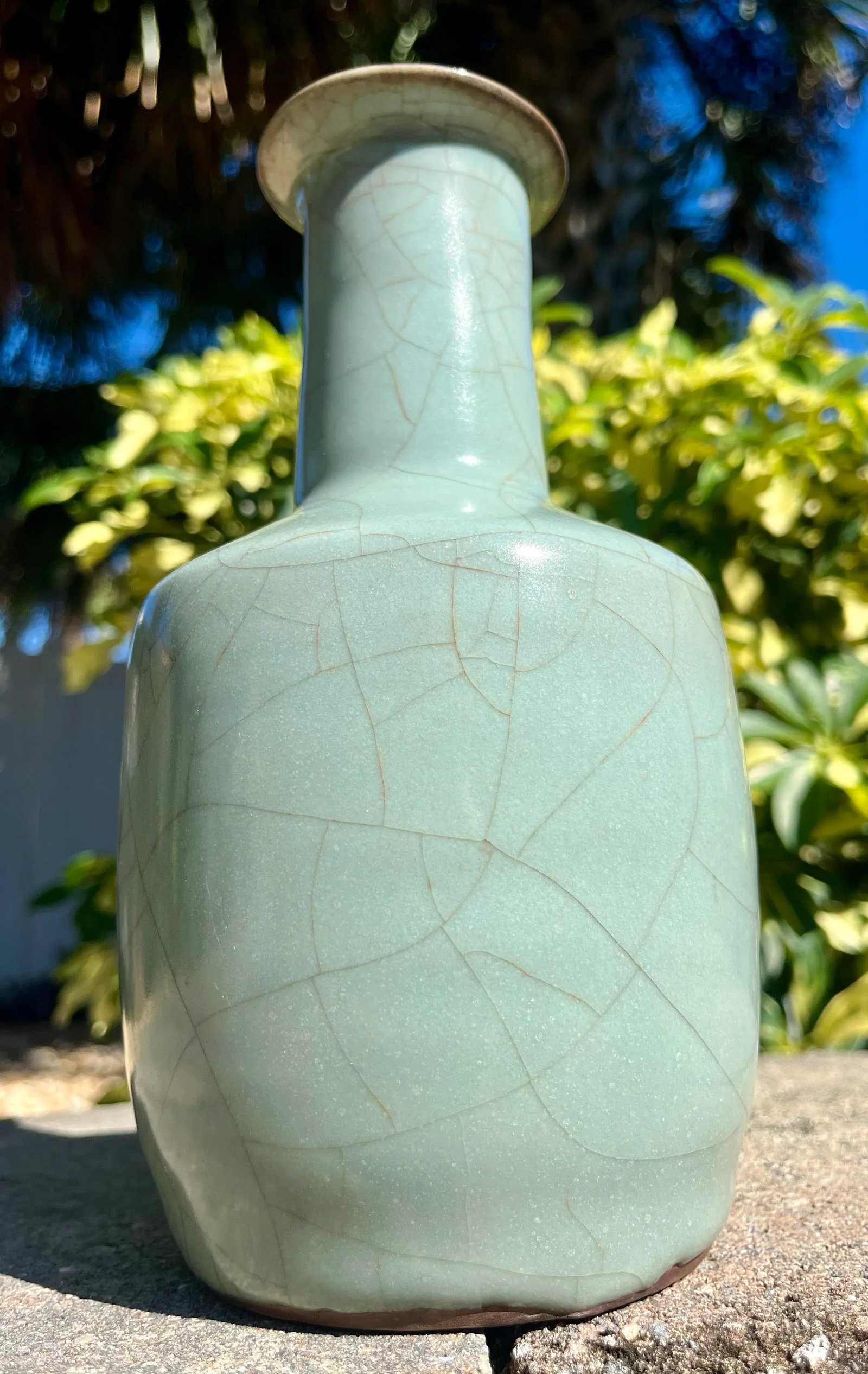 Early 20th Century Chinese Guan Type Porcelain Vase - 3