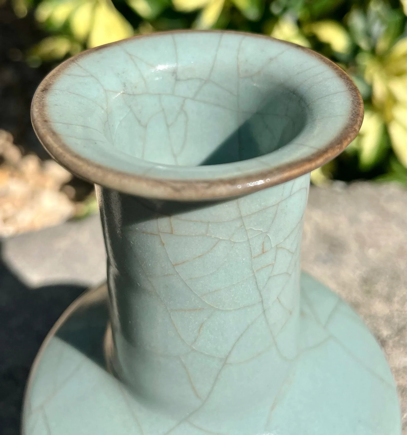 Early 20th Century Chinese Guan Type Porcelain Vase - 4