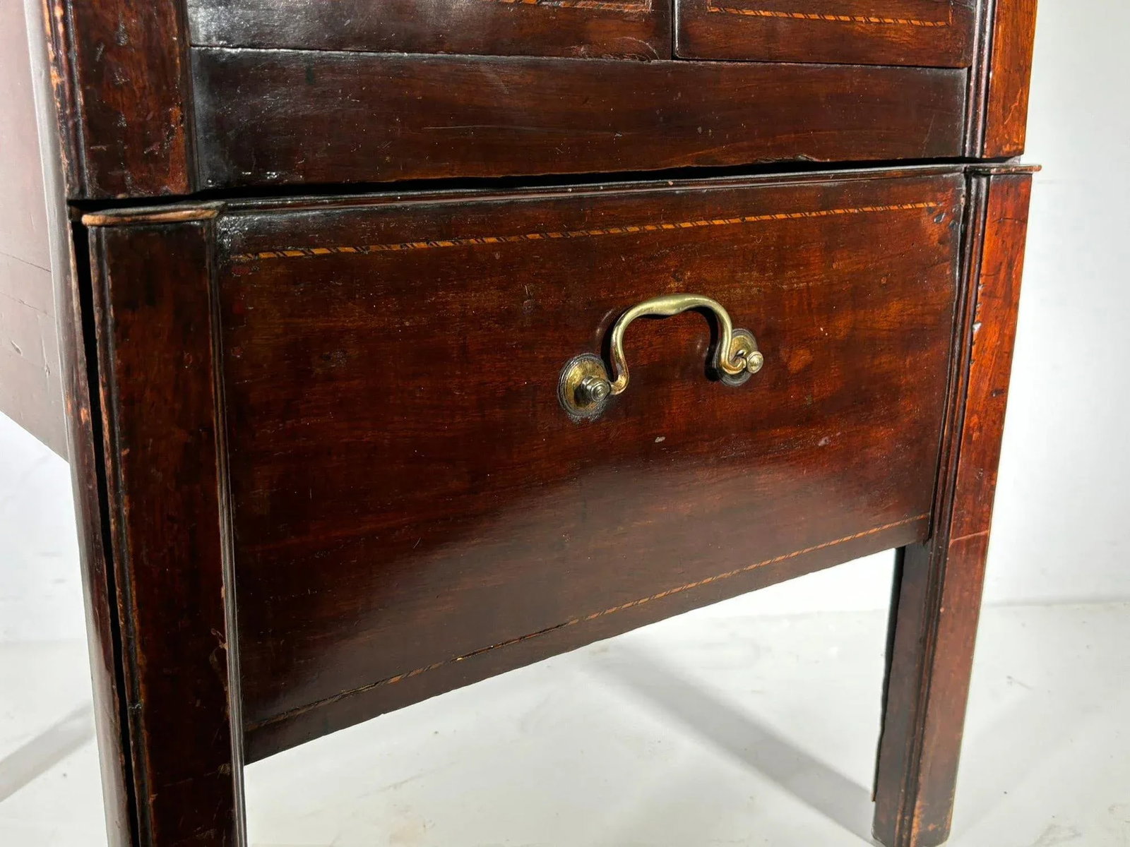 Late 18th Century George III Bedside Table - Banded and Inlaid Mahogany - 8