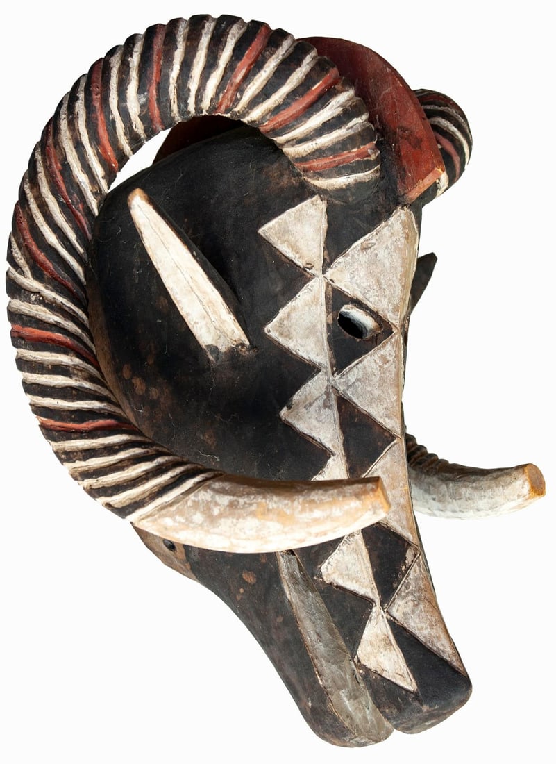 Vintage Carved African Wood Mask, Large - 2