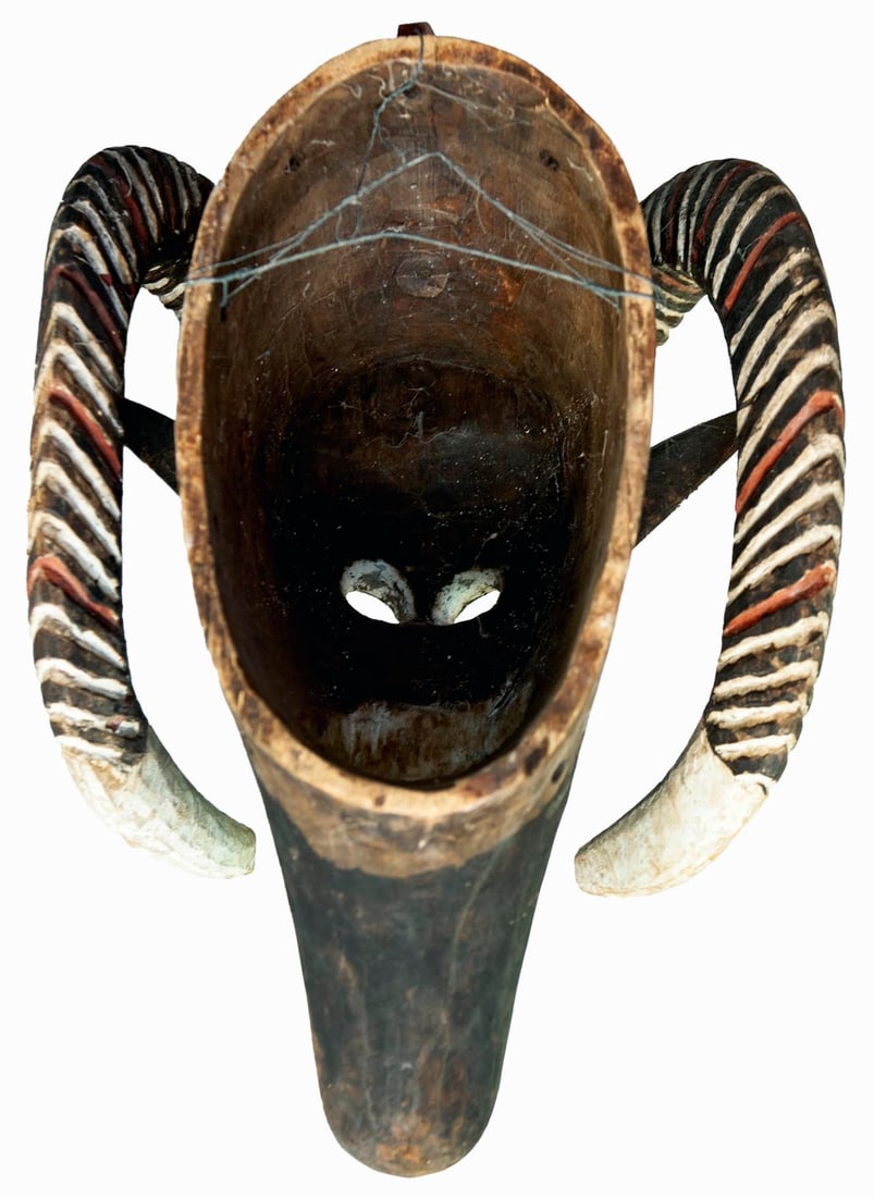 Vintage Carved African Wood Mask, Large - 9