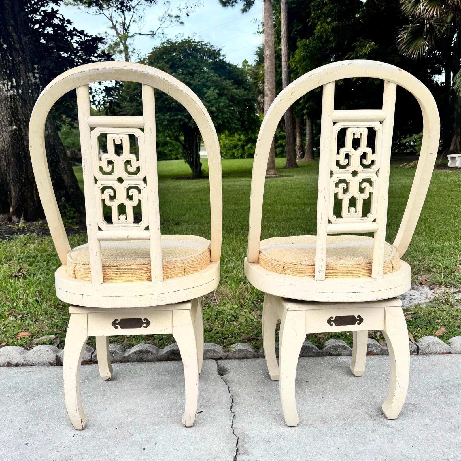 Ming Style Cream Wooden Swivel Dining Chairs - Set of 5 - 4