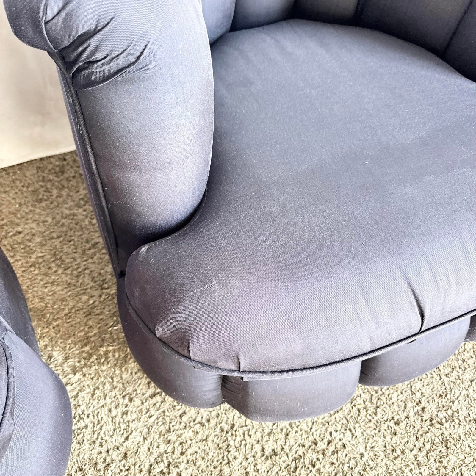 Postmodern Black Clam Shells Swivel Lounge Chairs - A Pair - 3