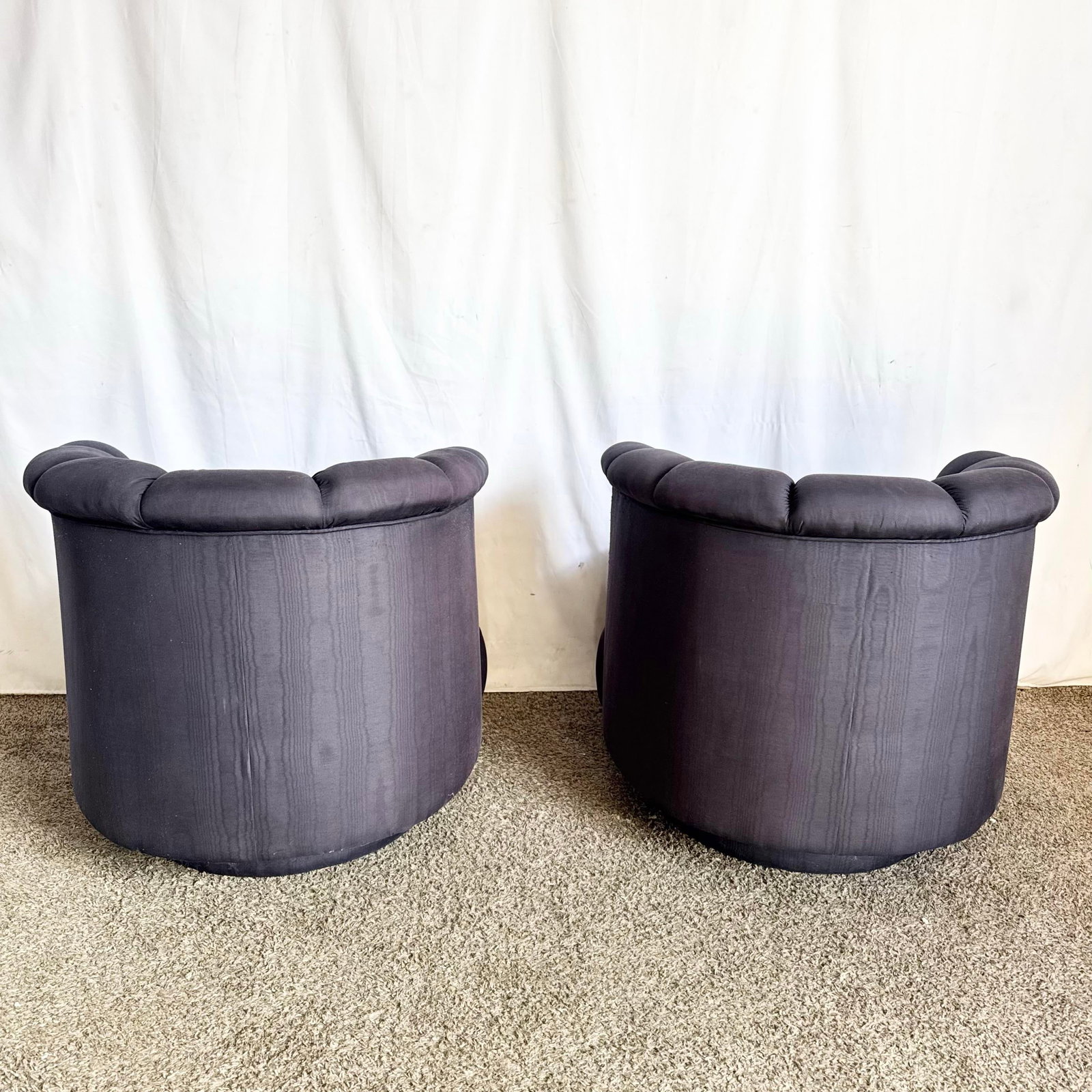 Postmodern Black Clam Shells Swivel Lounge Chairs - A Pair - 7