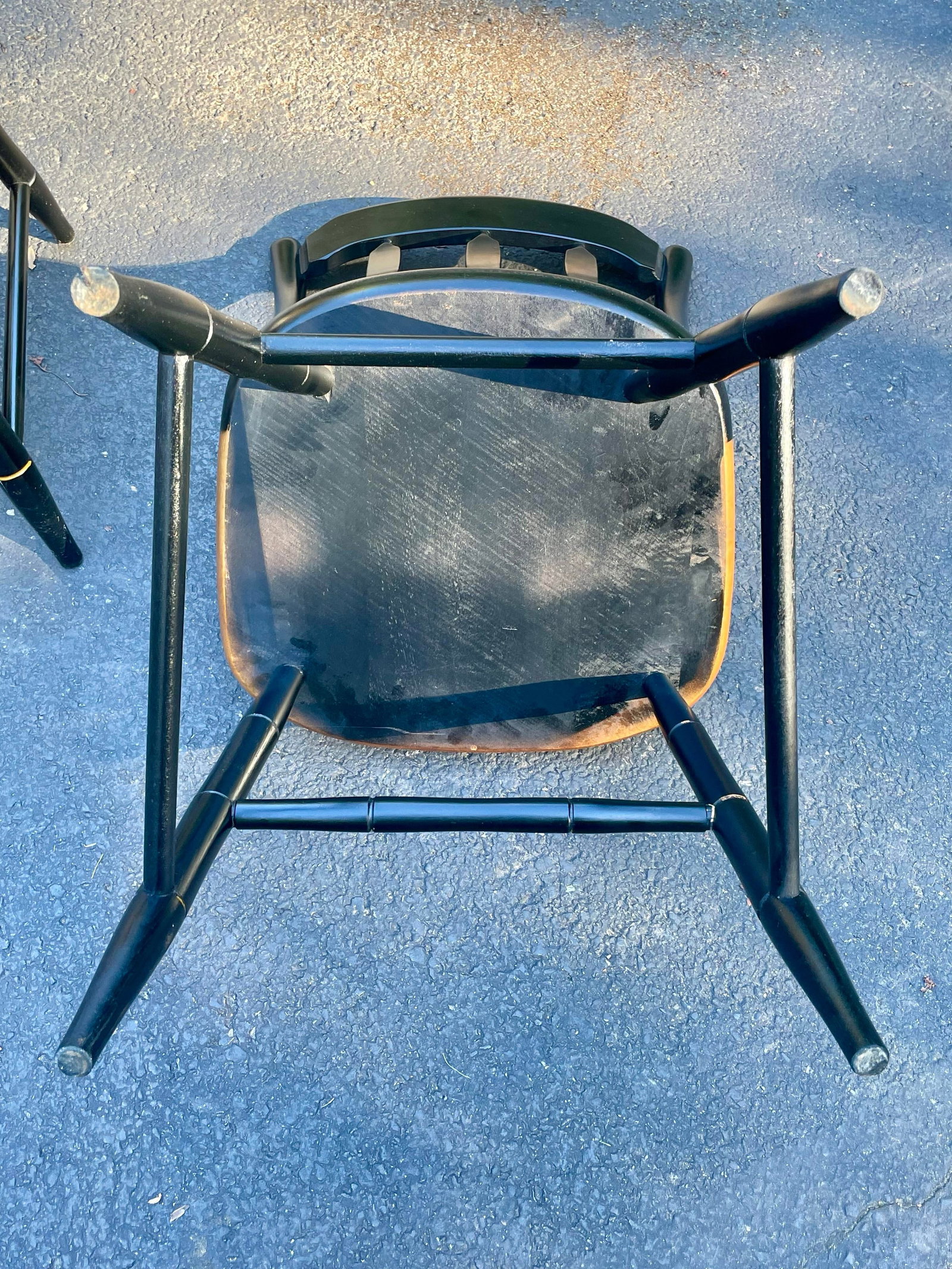 Mid 20th Century Hitchcock Ebonized Arrow Back Windsor Style Dide Chair - 12