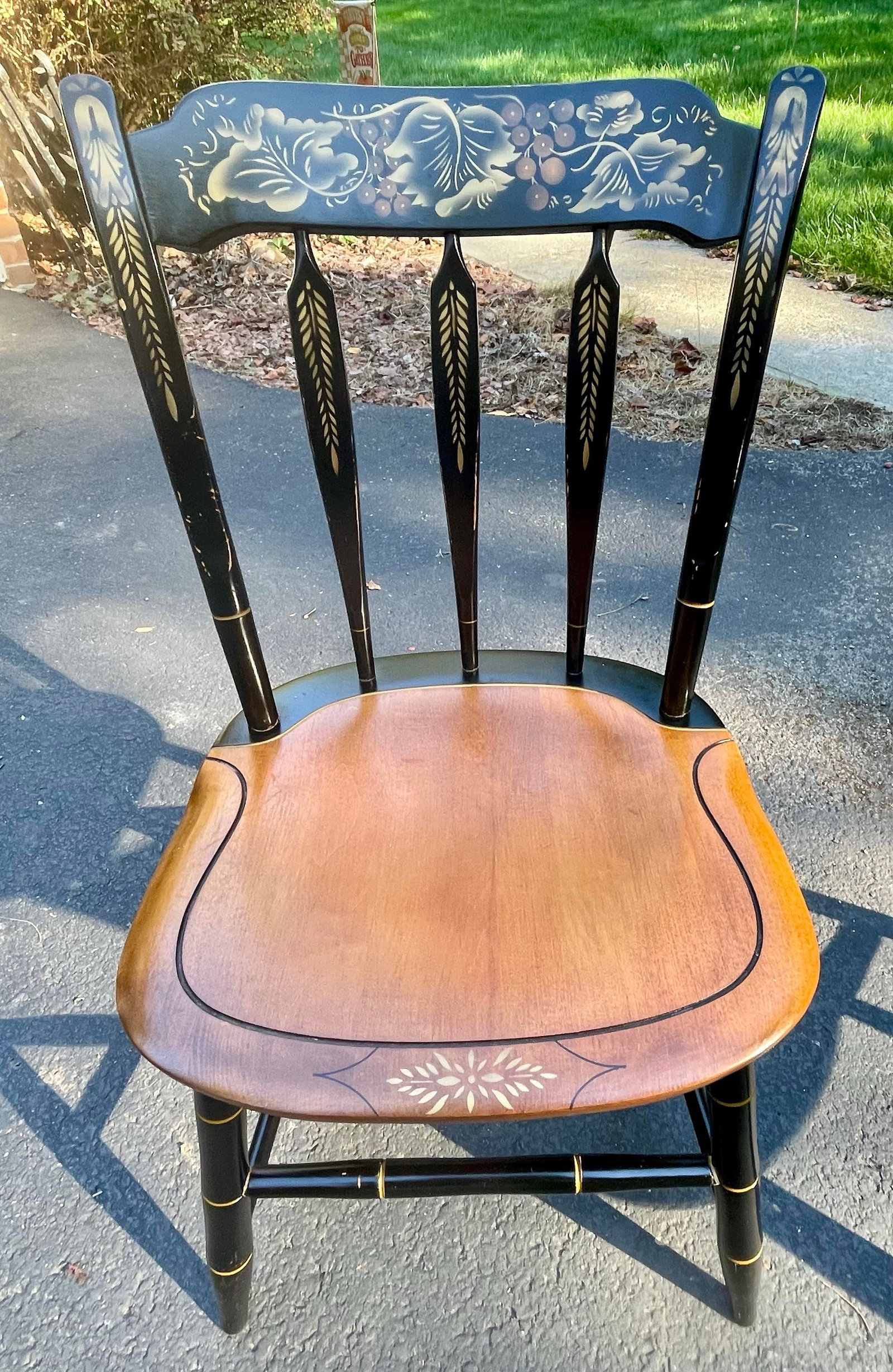 Mid 20th Century Hitchcock Ebonized Arrow Back Windsor Style Dide Chair - 5