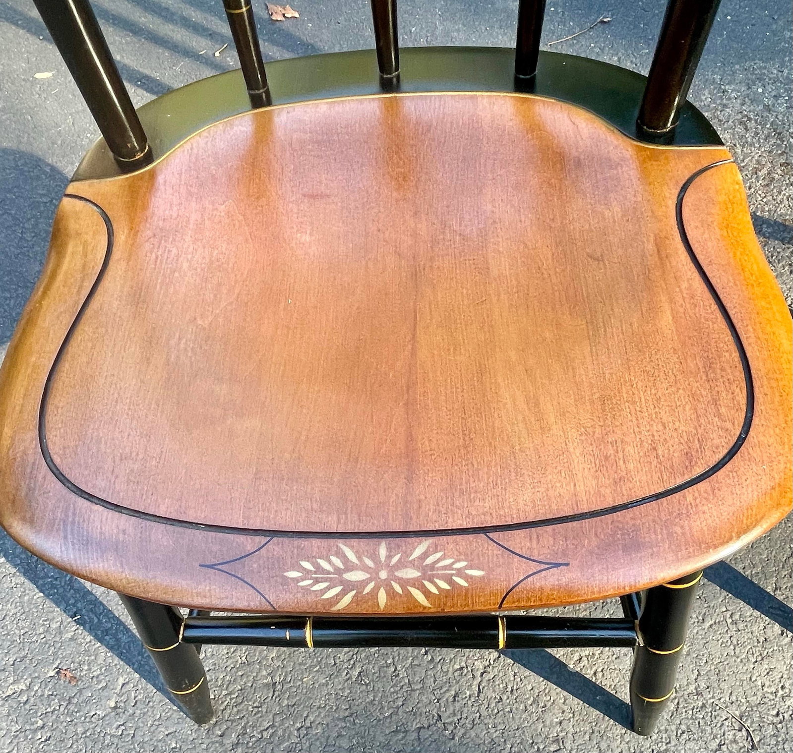 Mid 20th Century Hitchcock Ebonized Arrow Back Windsor Style Dide Chair - 7