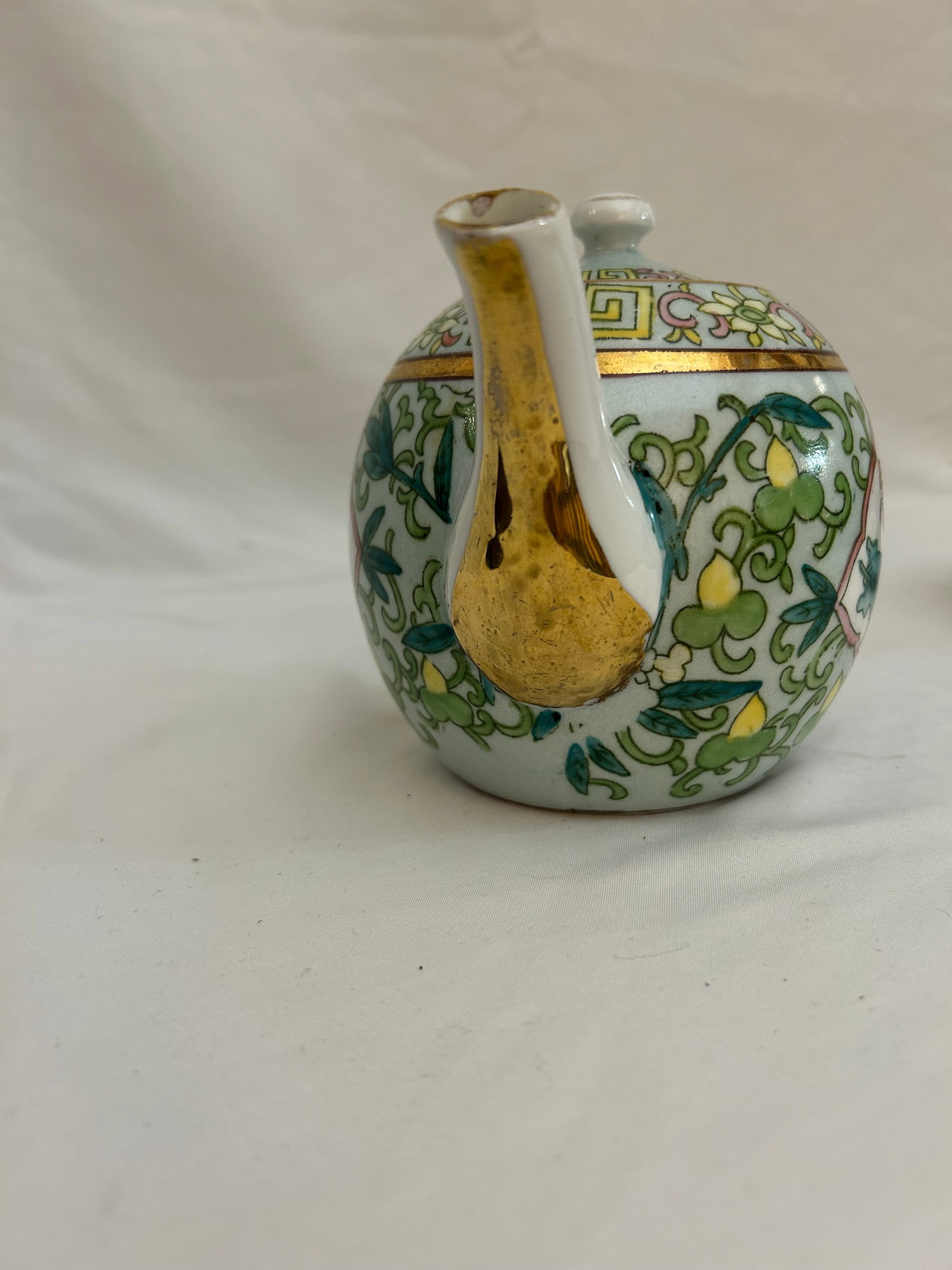 Imperial Gardner Porcelain - Chinese-Taste Ensemble (6 Pieces) - 11