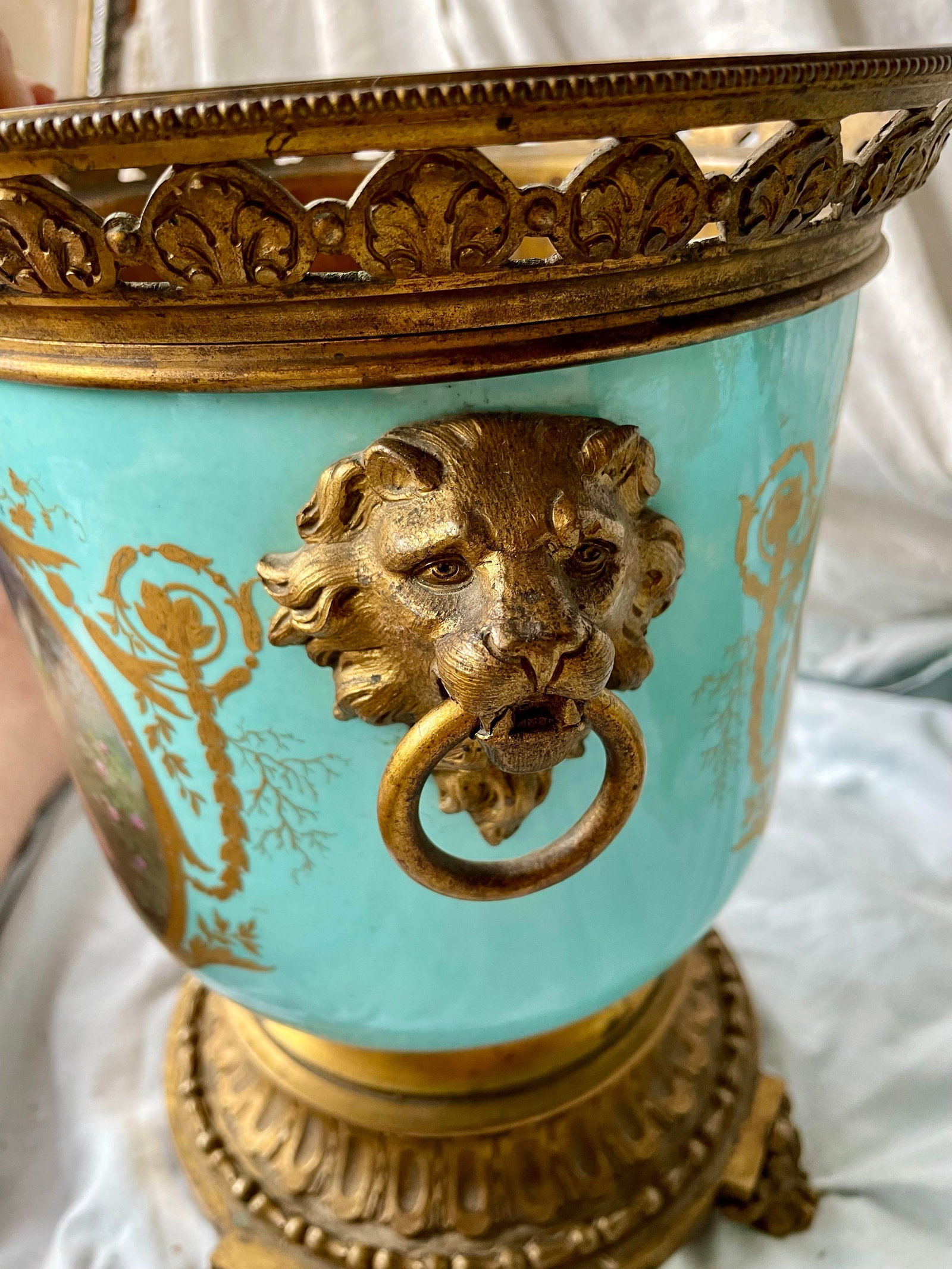 Early 20th Century Sevres Style Hand Painted Cherub Ceramic Gilt Metal Cache Pot a Pair - 5