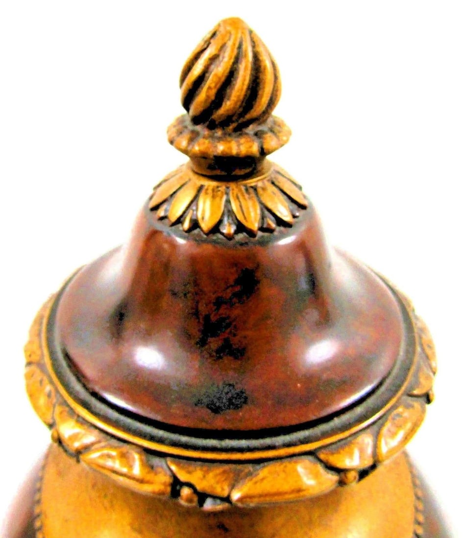 1980s Pair of Napoleon III Style Moroccan Burr Thoya Turned Wood Urns Attributed to Theodore Alexand - 6