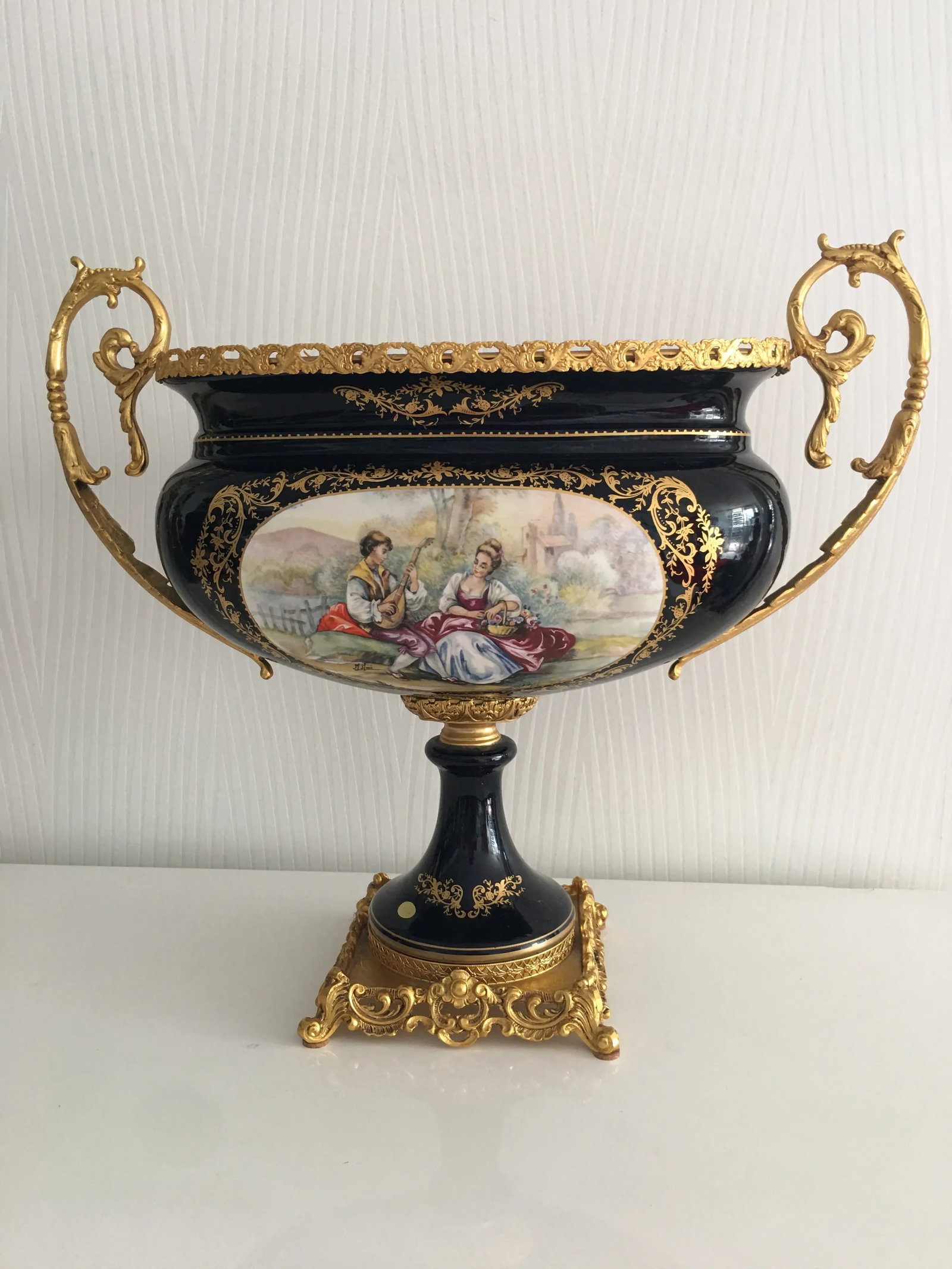 Late 19th Century Acf Victorian Romantic French Porcelain Gilt Vase - 13